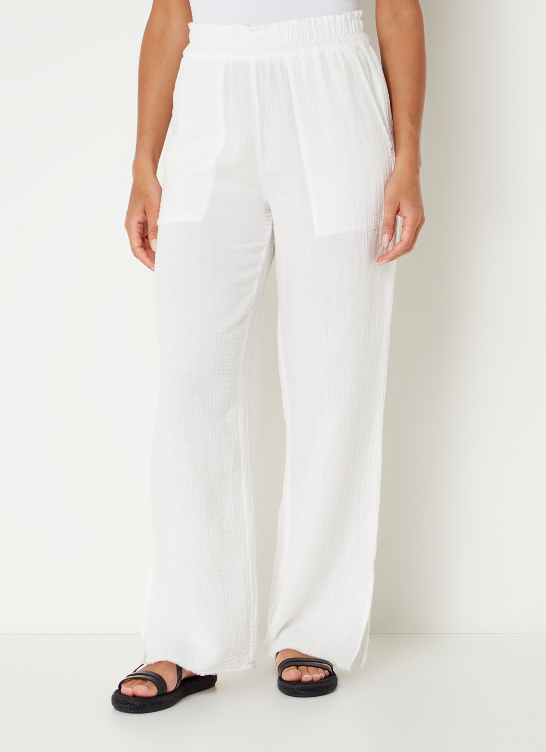 Rails Leon mid waist straight fit broek van  katoen met structuur - detail 4 wit