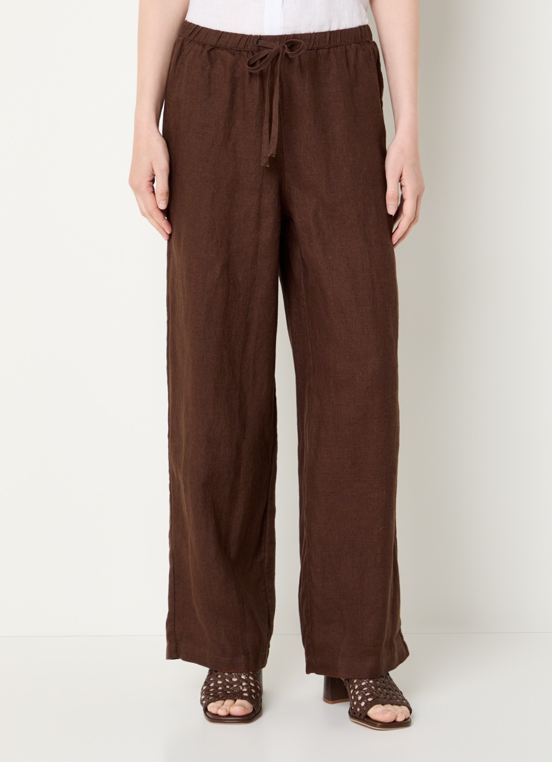 Rails Mid waist straight fit broek van linnen met steekzakken - detail 2 donkerbruin