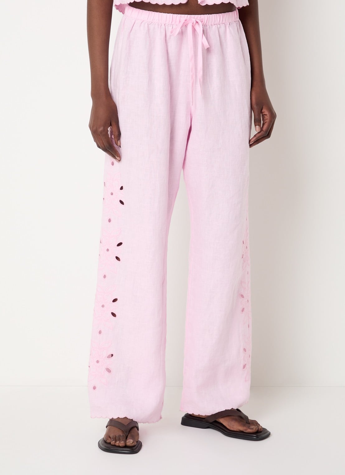 Rails Mirina mid waist loose fit broek van linnen met broderie - detail 4 lichtroze