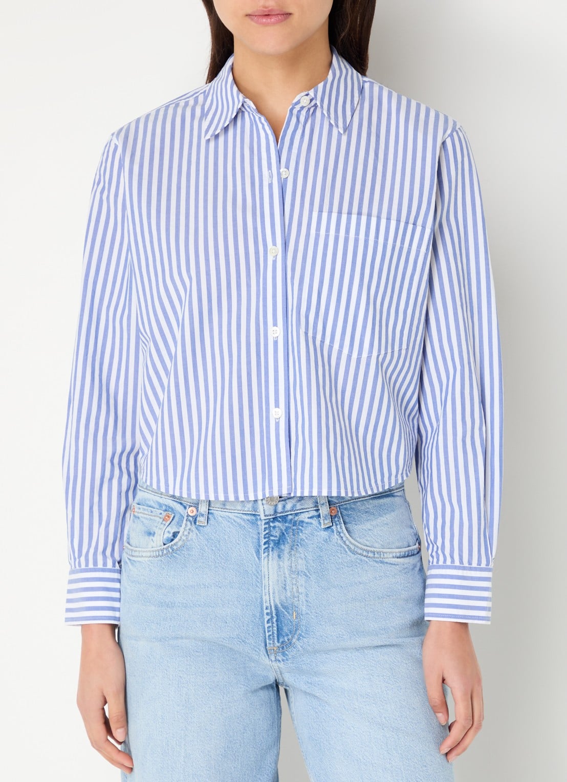 Rails Ramy cropped blouse met streepprint - detail 2 lichtblauw