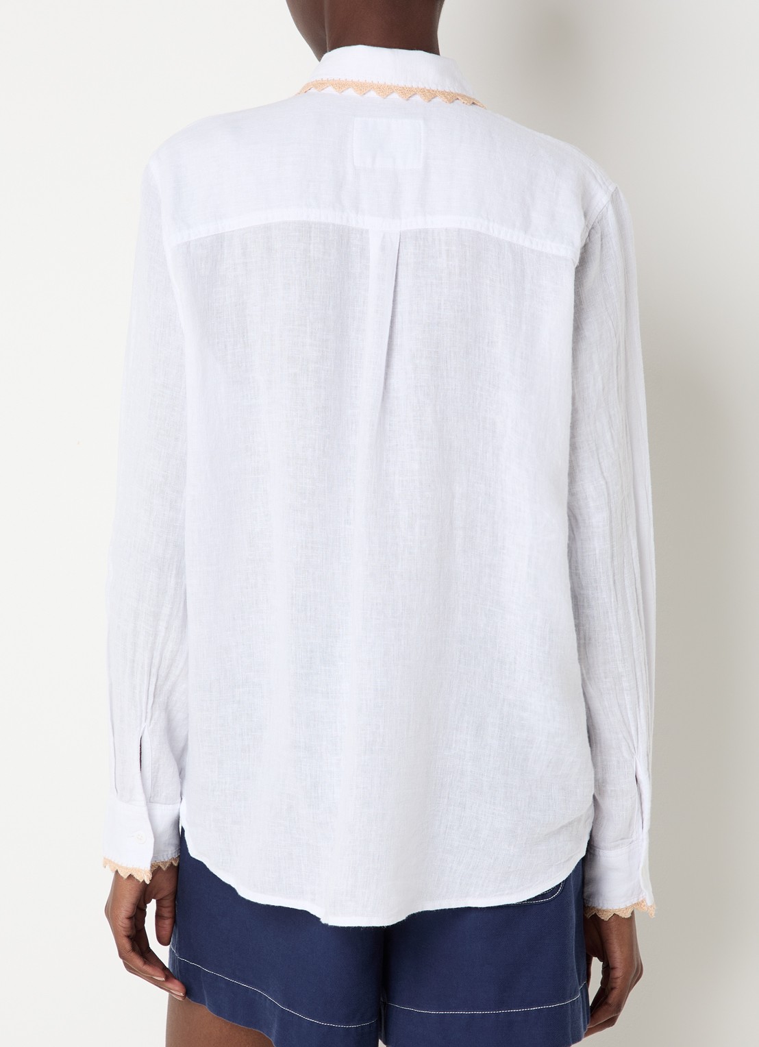 Rails Saya blouse in linnenblend met crochet detail - achterkant wit
