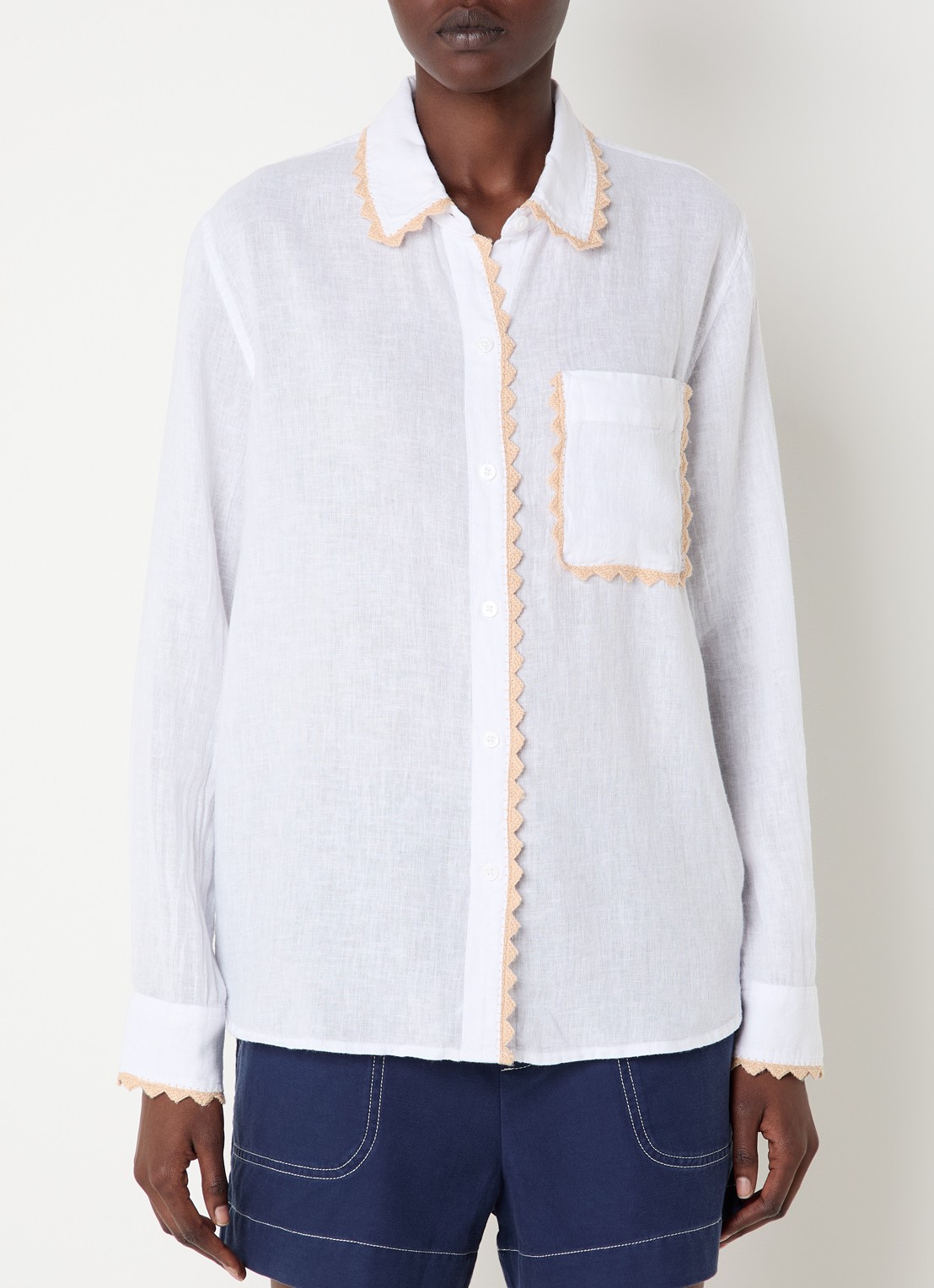 Rails Saya blouse in linnenblend met crochet detail - detail 2 wit