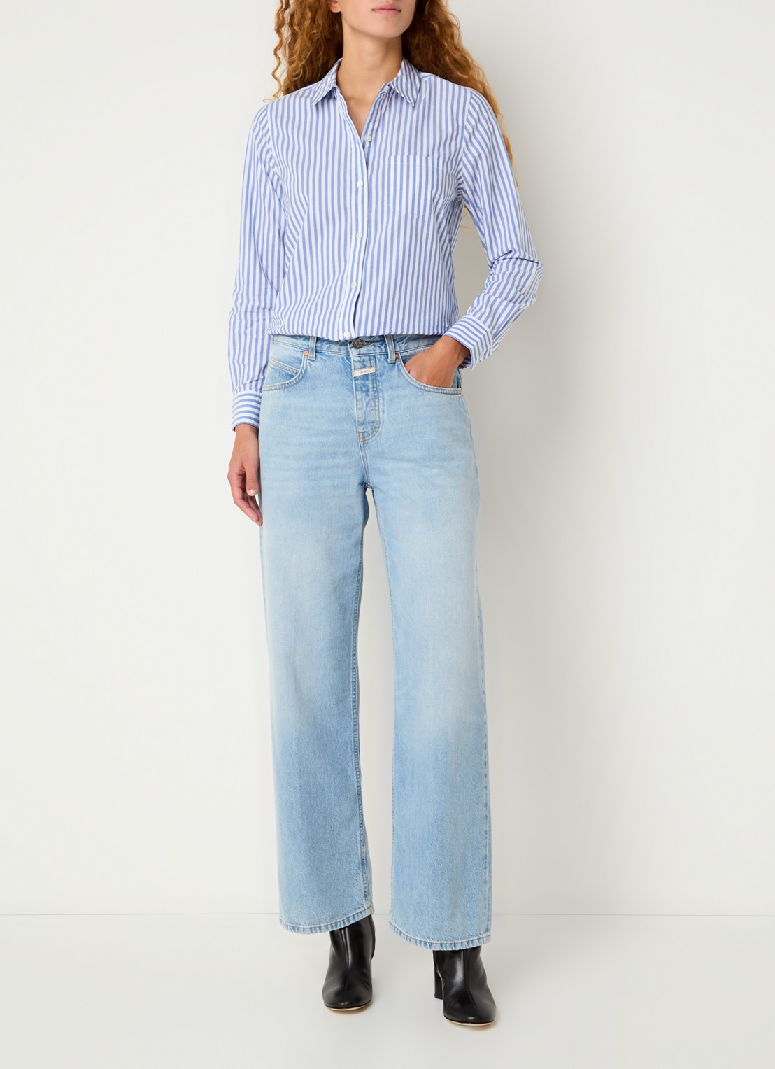 Rails Stina blouse met streepprint en borstzak - voorkant 2 staalblauw