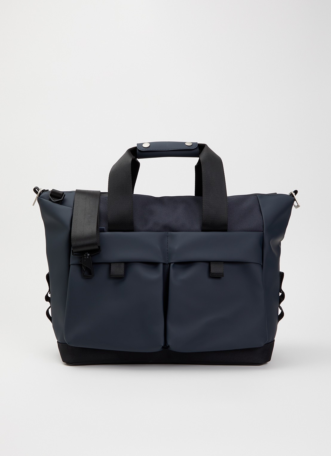 Rains Otaru Small weekendtas met waterafstotende coating - voorkant 3 donkerblauw