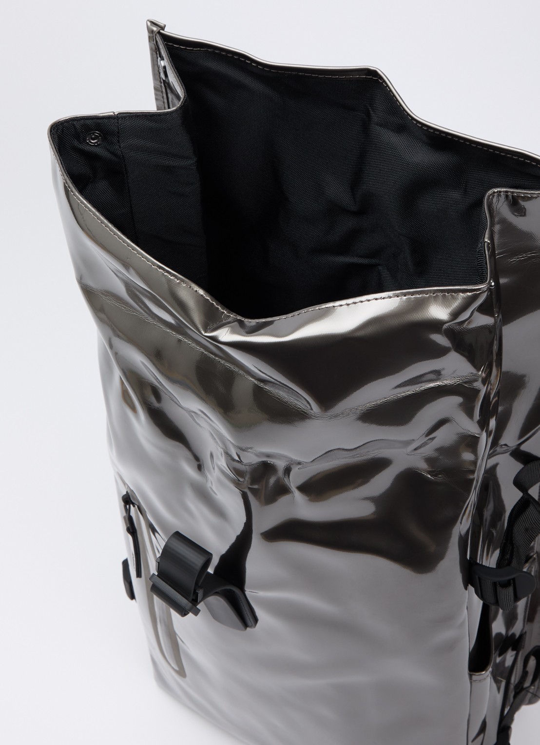 Rains Rolltop Large rugzak met 16 inch laptop vak en waterafstotende coating  - detail 3 grijs