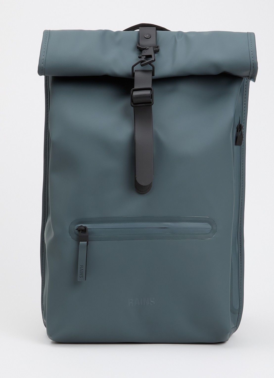 Rains Rolltop rugzak met waterafstotende coating en 15 inch laptopvak - voorkant staalblauw