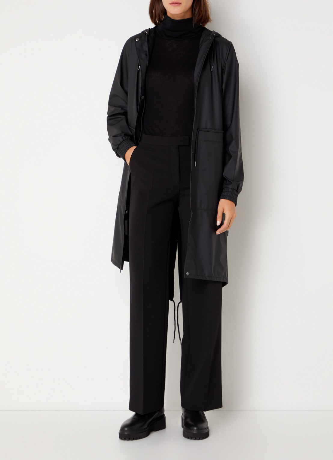 Rains String W parka met capuchon en trekkoord - voorkant 2 zwart