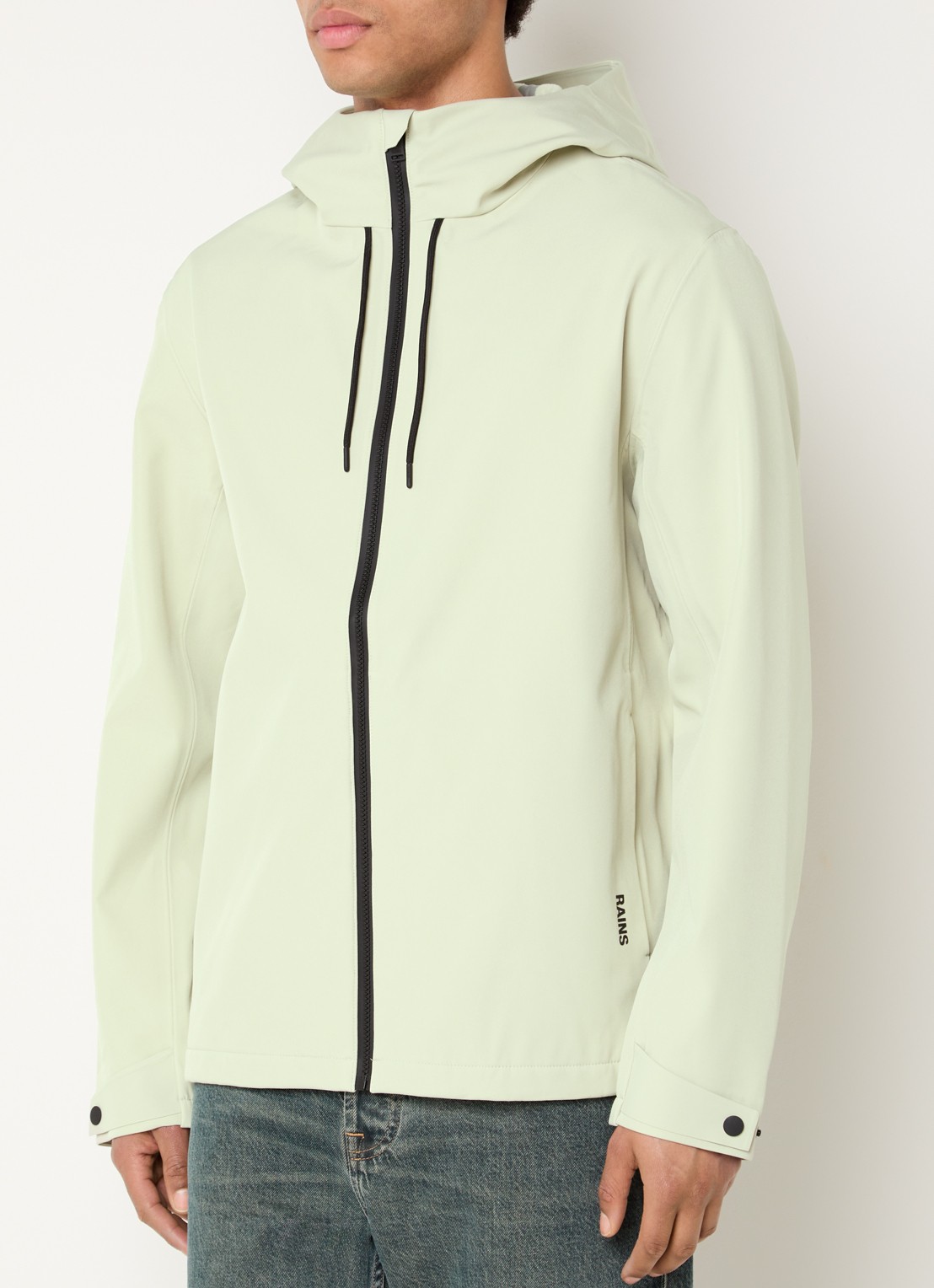 Rains Suva softshell jack met capuchon - detail 4 lindegroen