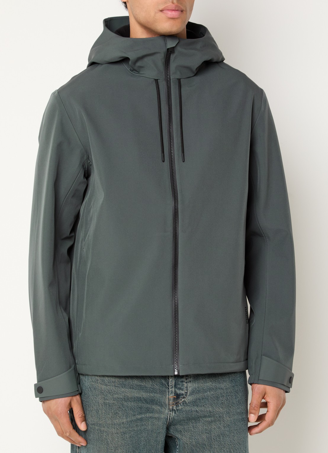 Rains Suva softshell jack met capuchon - detail 4 donkergrijs