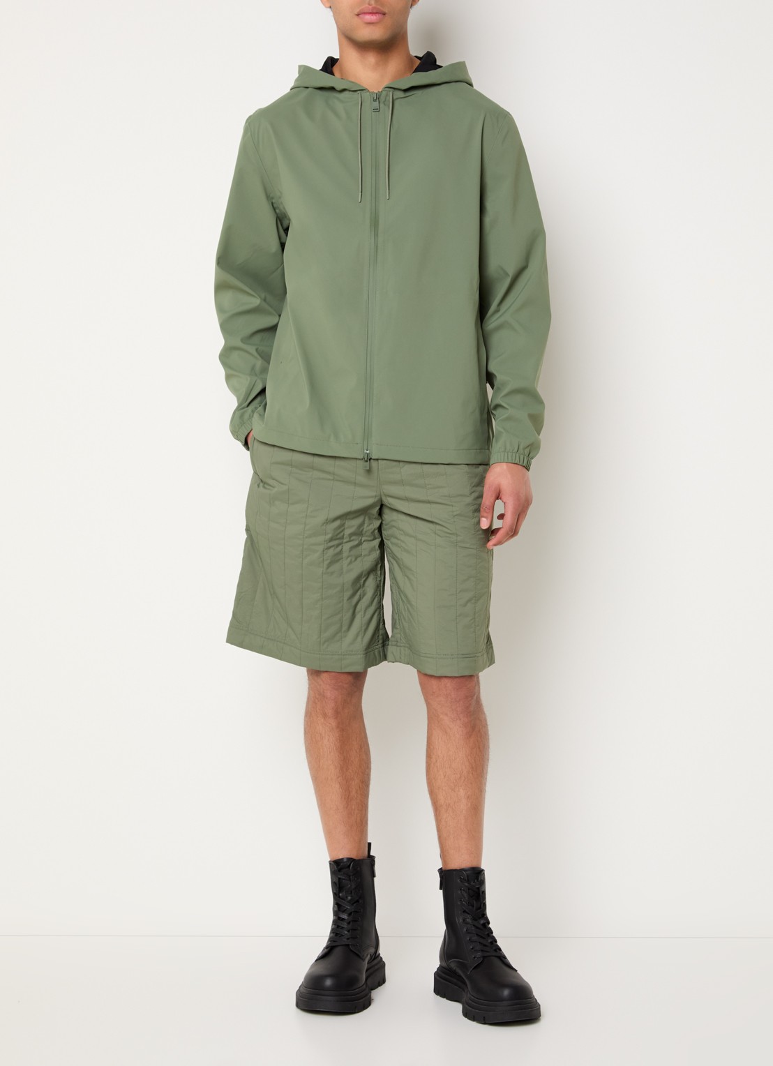 Rains Suva softshell jack met capuchon - voorkant 2 groen