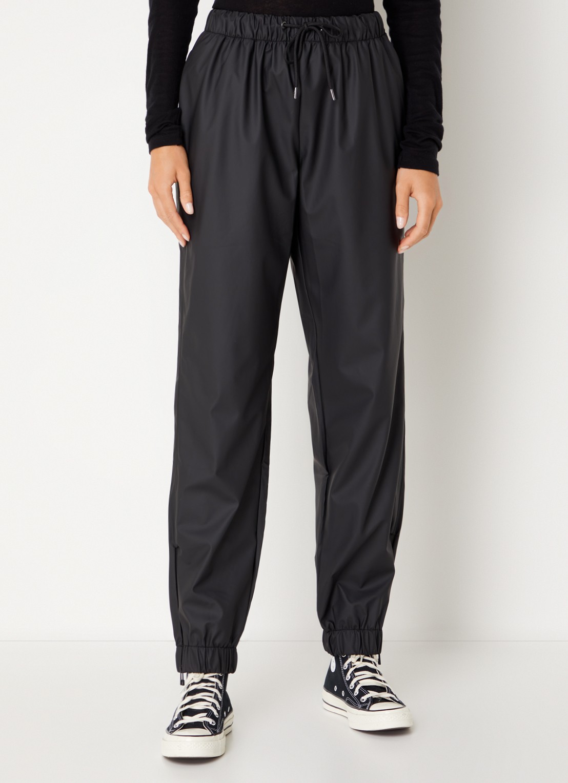 Rains Tapered fit joggingbroek met waterafstotende coating - detail 4 zwart