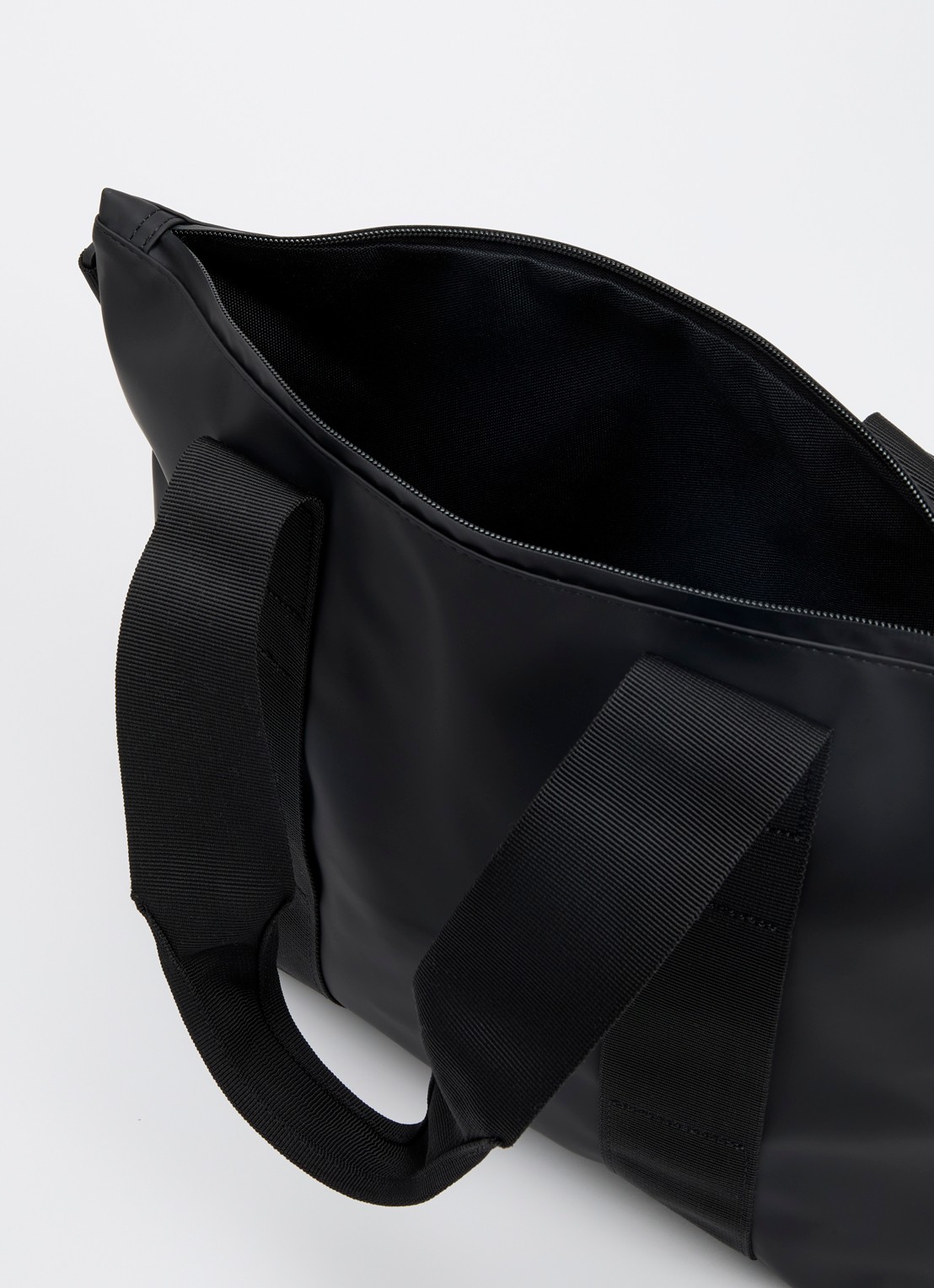 Rains Tote Micro W3 schoudertas met afneembare schouderriem en waterafstotende coating - detail 3 zwart