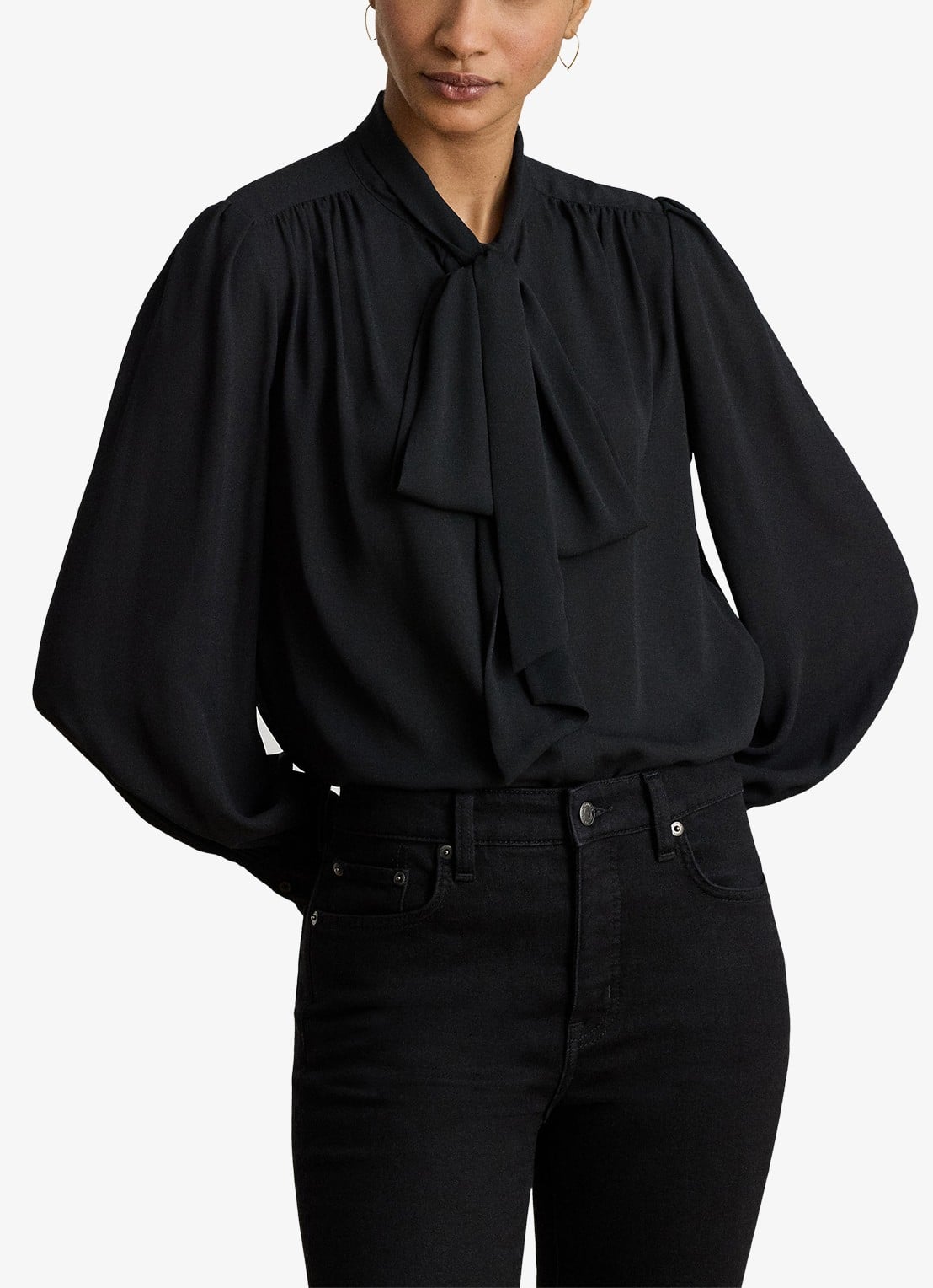 Ralph Lauren Georgette blouse met sjaalkraag en pofmouw - detail 2 zwart