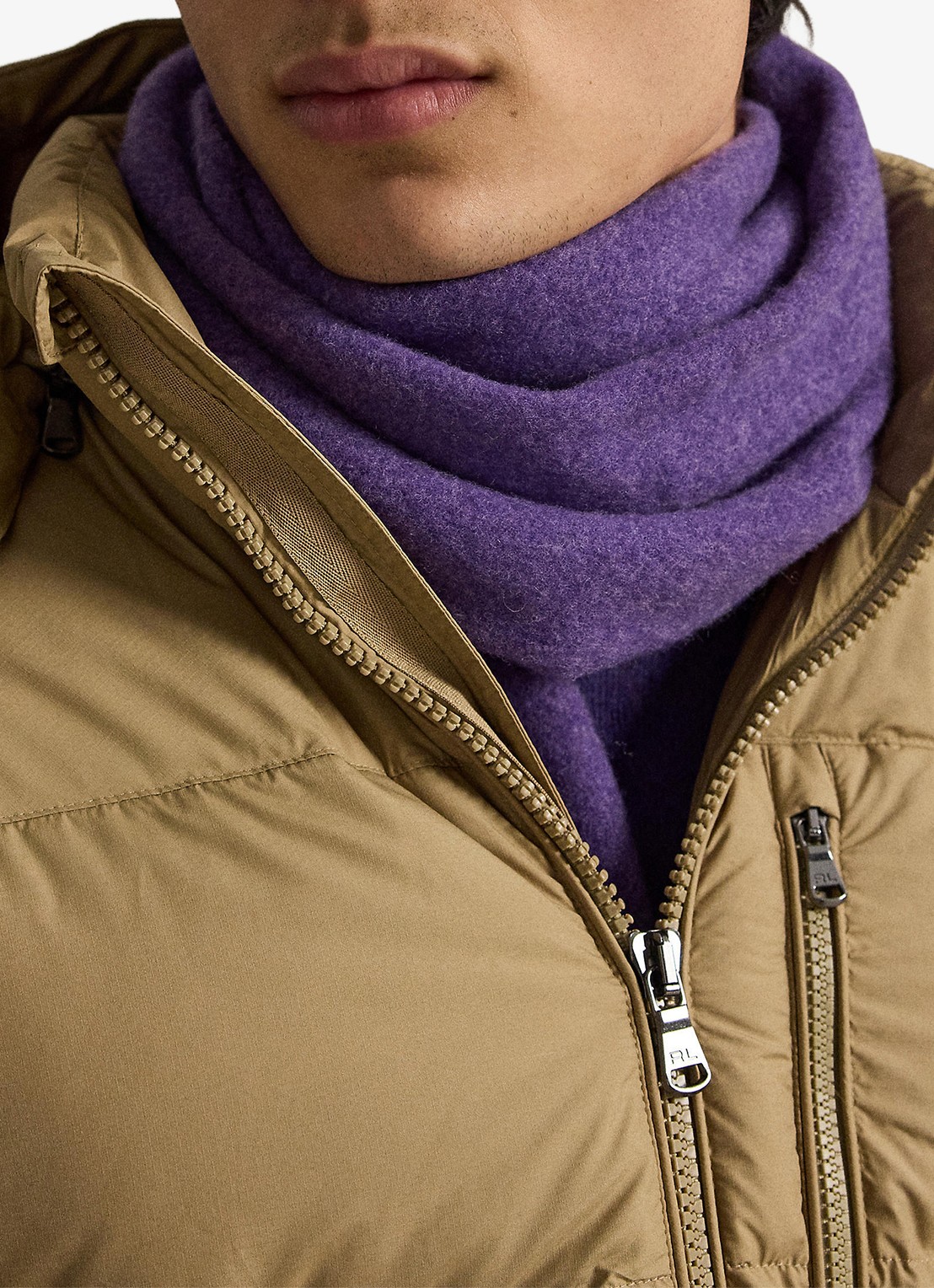 Ralph Lauren Gorham puffer jack met donsvulling en ritszakken - detail desert khaki / khaki