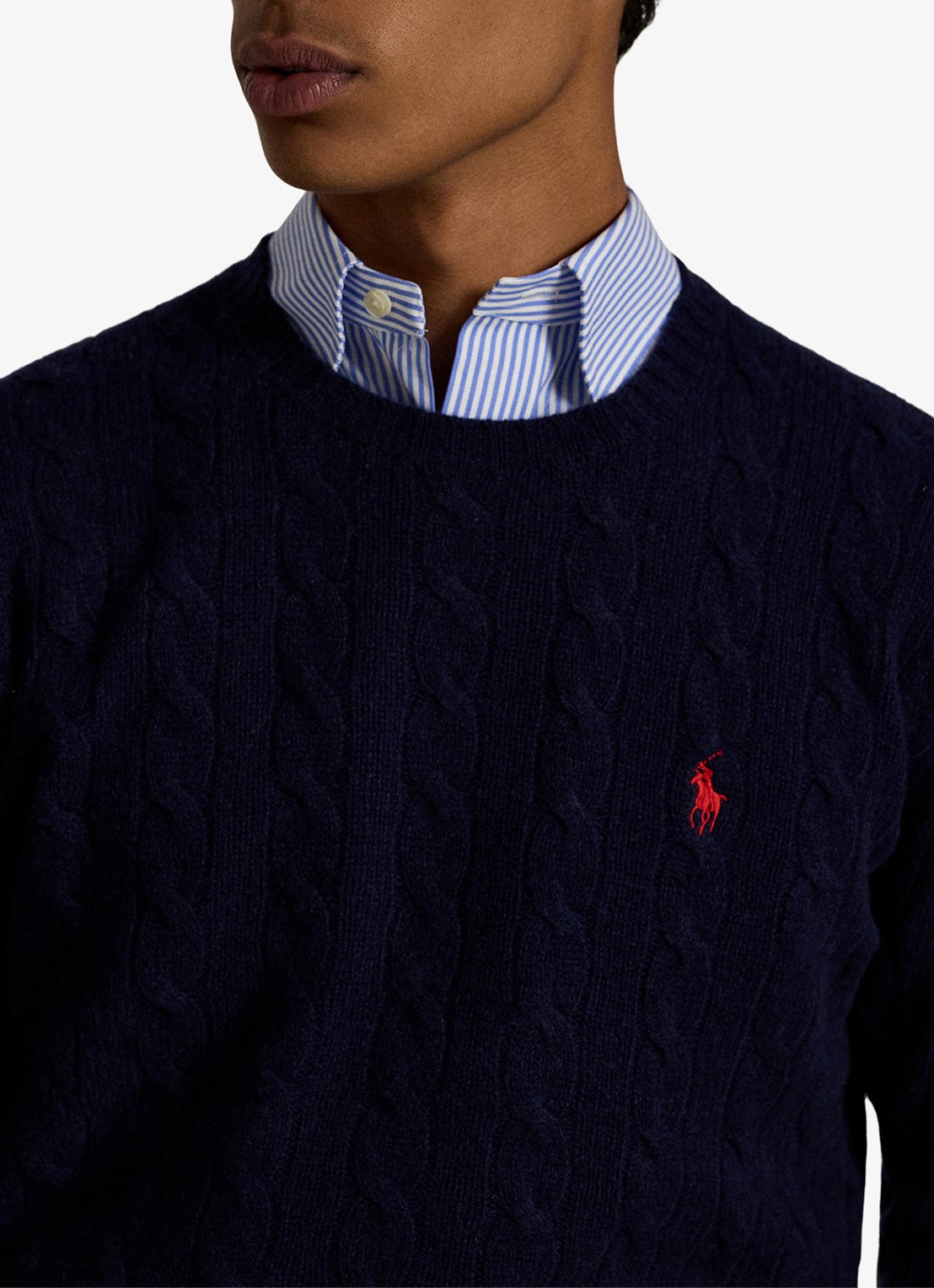 Ralph Lauren Kabelgebreide trui in kasjmierblend met logoborduring - detail 4 hunter navy / blauw