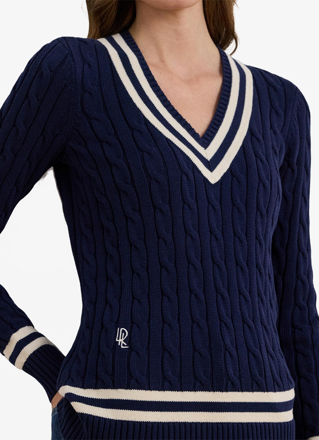 Ralph Lauren Kabelgebreide trui met V-hals - detail 2 donkerblauw