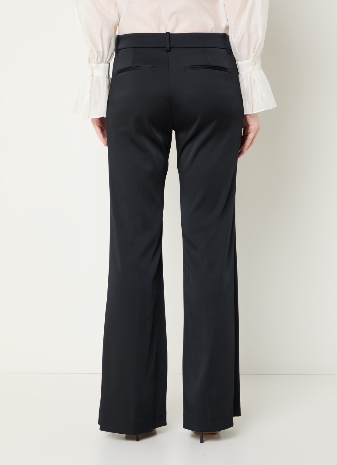Ralph Lauren Low waist flared fit pantalon van satijn met siernaad - achterkant 3 zwart