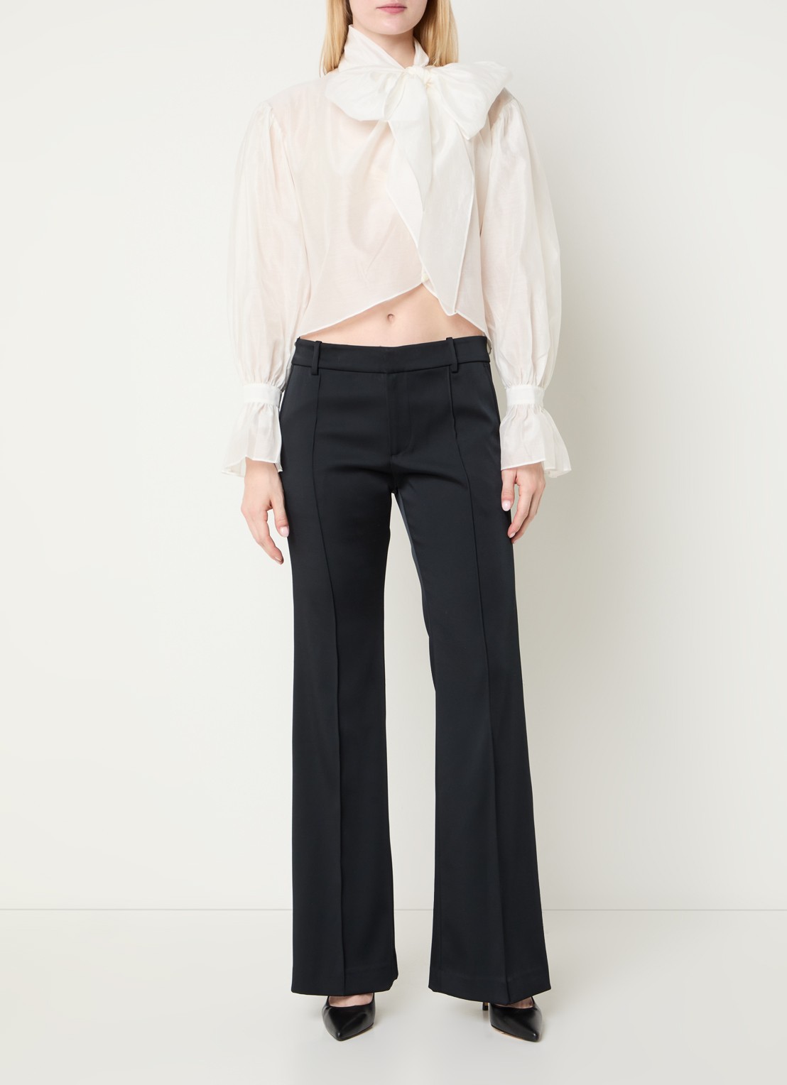 Ralph Lauren Low waist flared fit pantalon van satijn met siernaad - voorkant 2 zwart