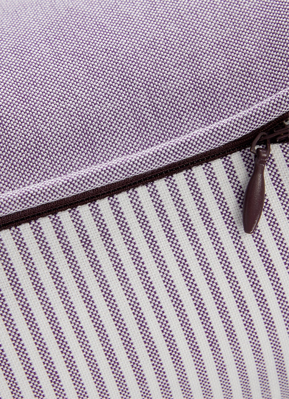 Ralph Lauren Oxford sierkussenhoes  50 x 50 cm - achterkant lila