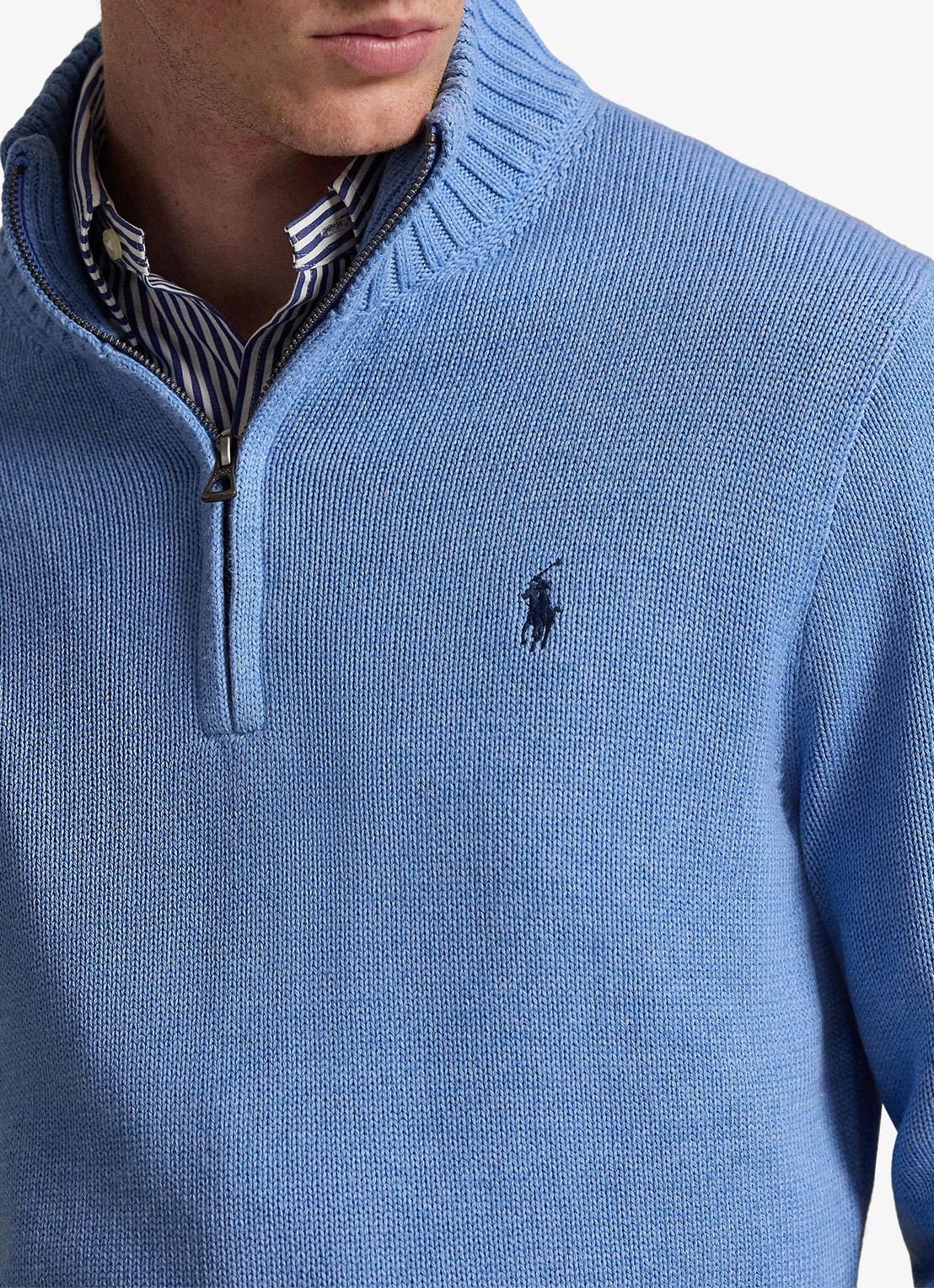 Ralph Lauren Ribgebreide trui met halve rits en logoborduring - detail 4 lichtblauw
