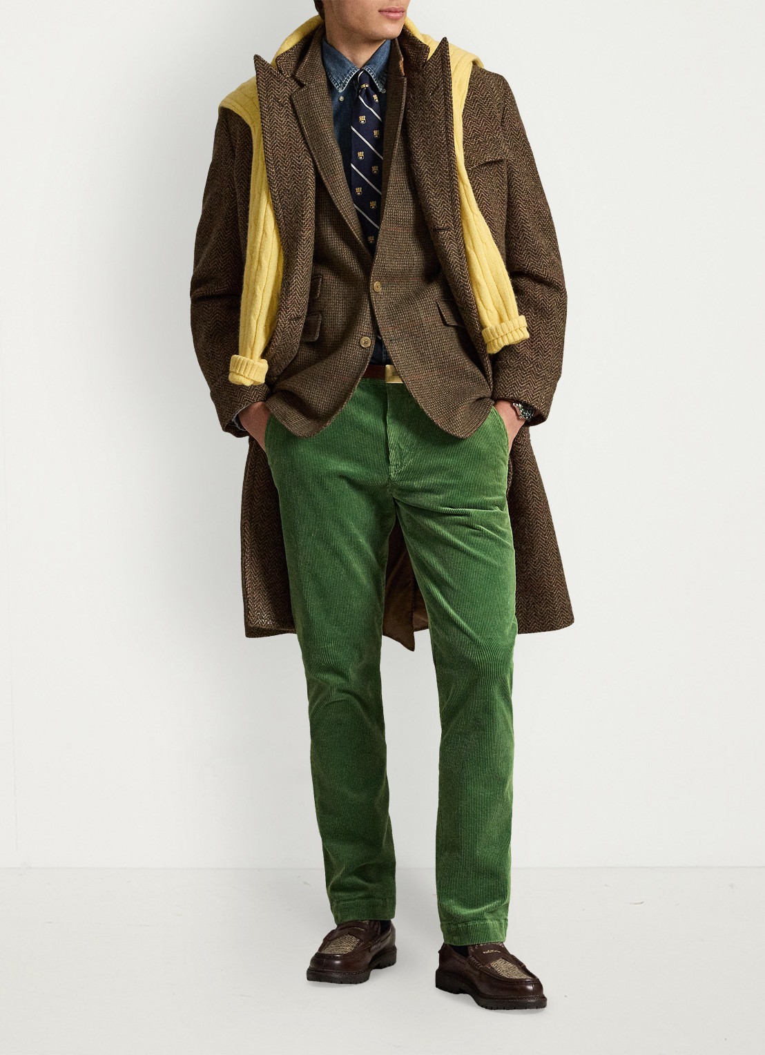 Ralph Lauren Straight fit chino van corduroy met stretch - voorkant 4 meadow green / groen