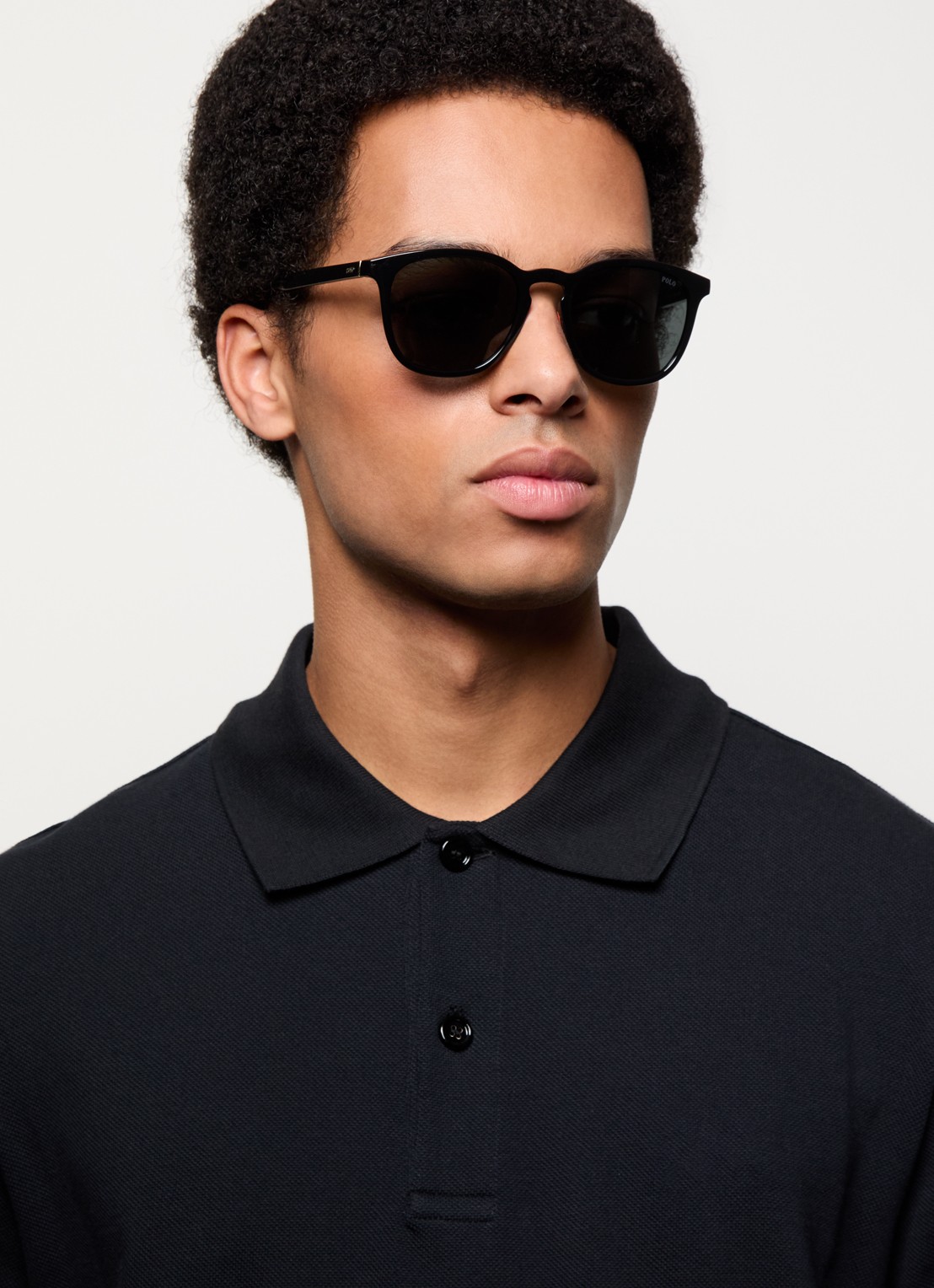 Ralph Lauren Wayfarer zonnebril PH4222U  - voorkant 2 zwart
