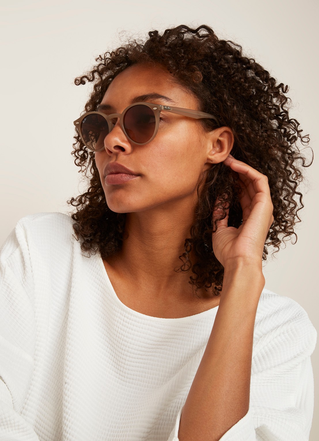 Ray-Ban Retro zonnebril RB2180 - voorkant 2 taupe
