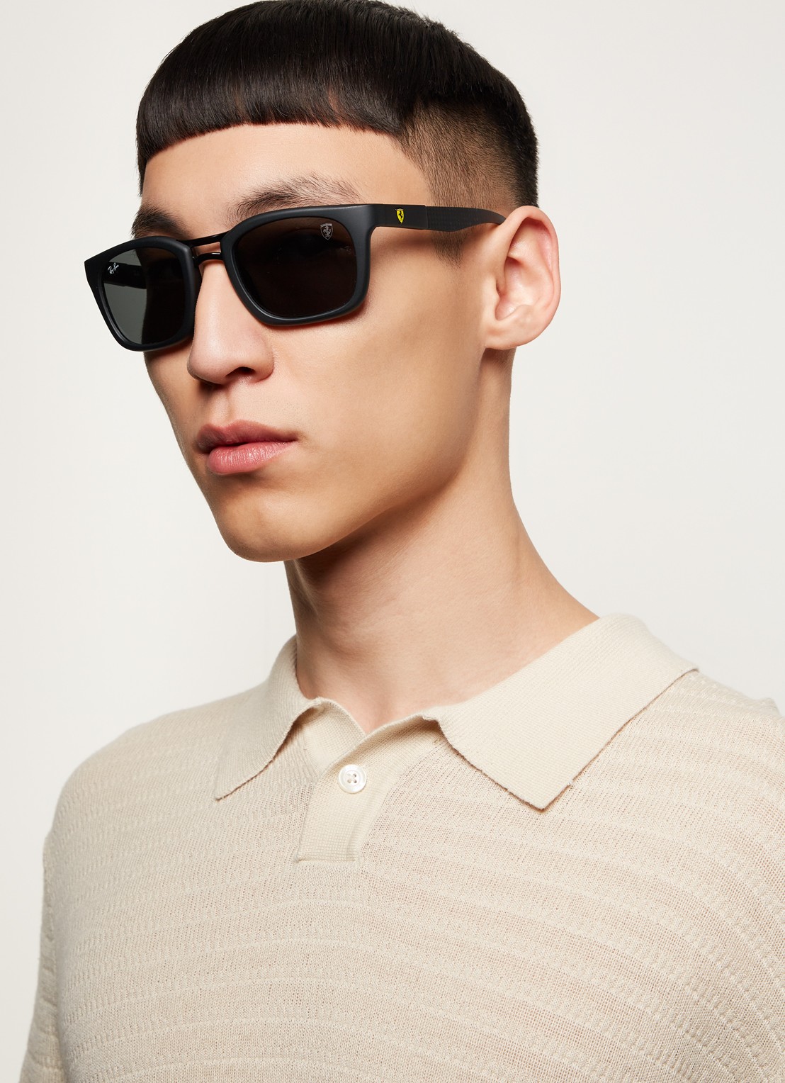 Ray-Ban Scuderia Ferrari zonnebril RB8362M  - voorkant 2 zwart