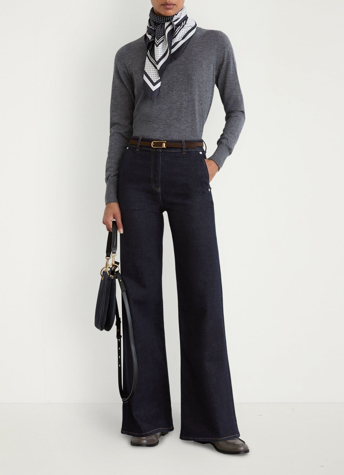 Reiss Addie mid waist wide leg jeans met mediium wassing - voorkant 6 donkerblauw