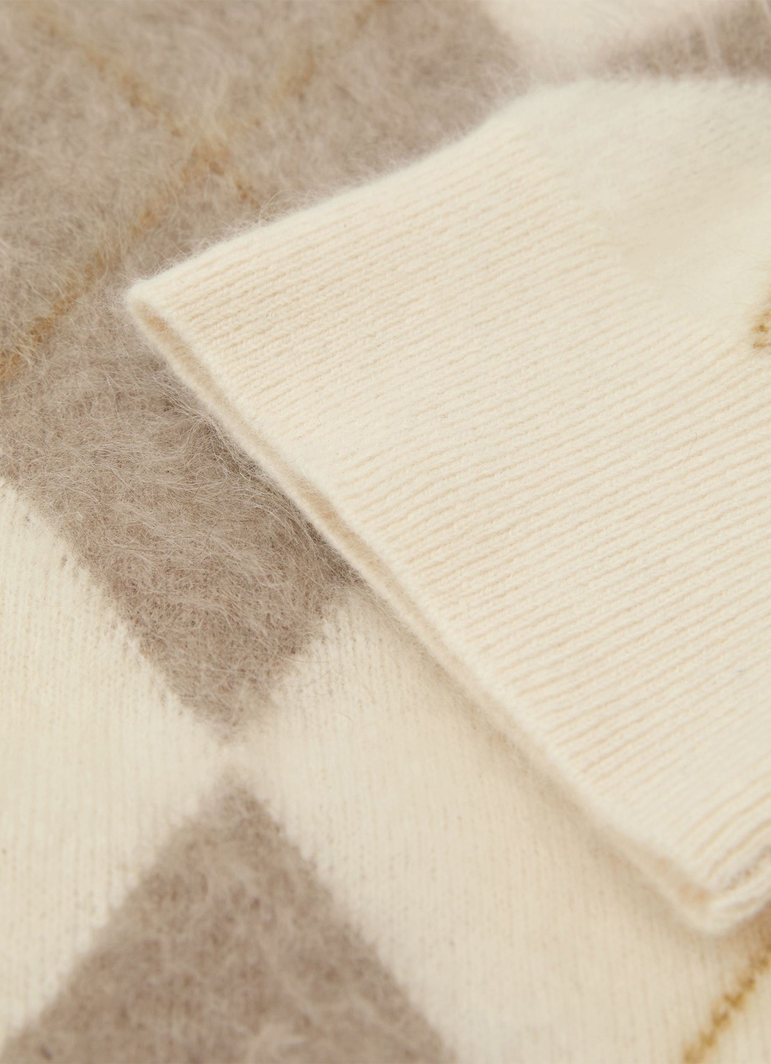 Reiss Aimee fijngebreide top van kasjmier met ruitdessin - detail 5 beige