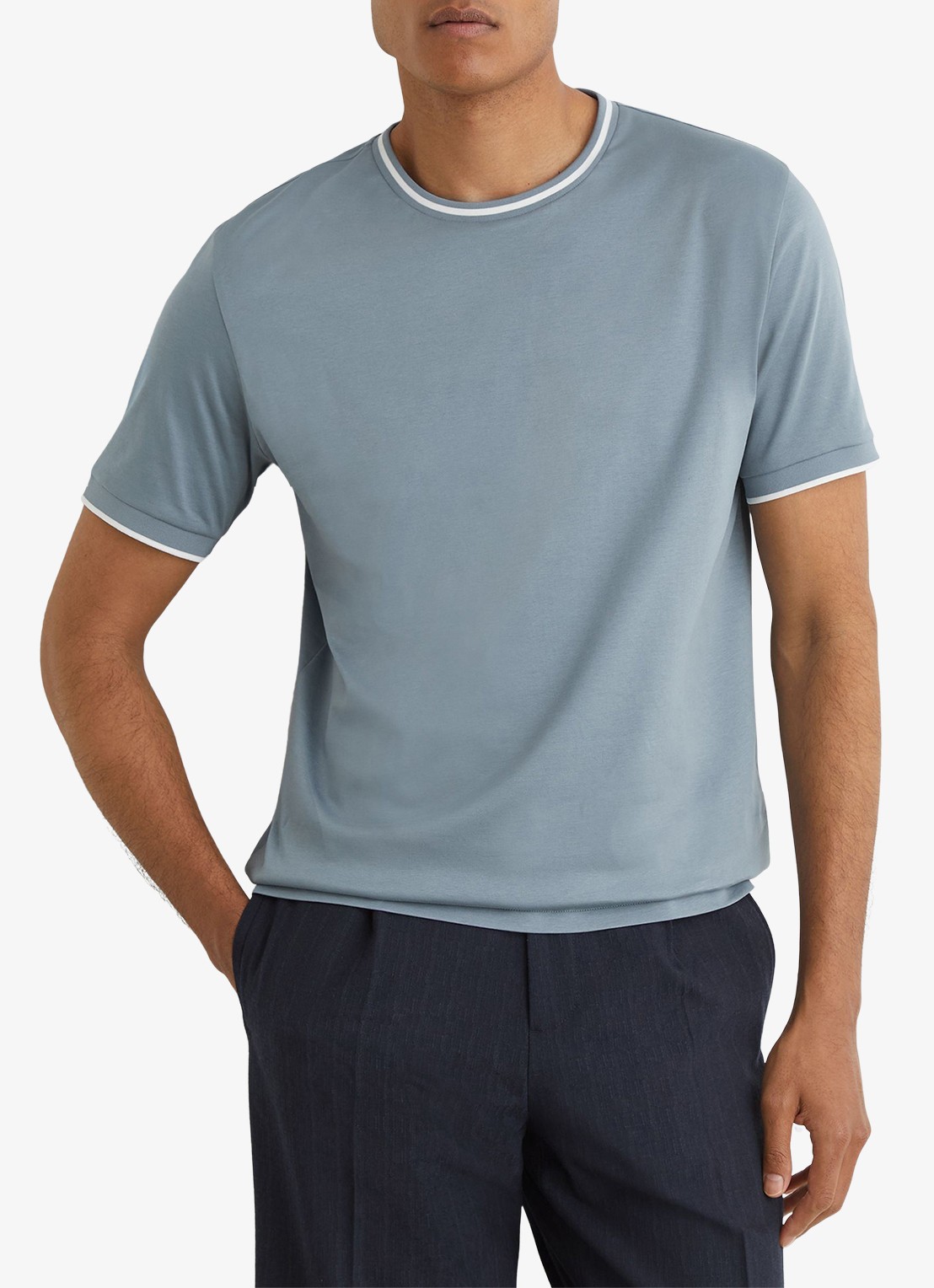 Reiss Ainsley T-shirt met gestreept detail - detail 4 staalblauw