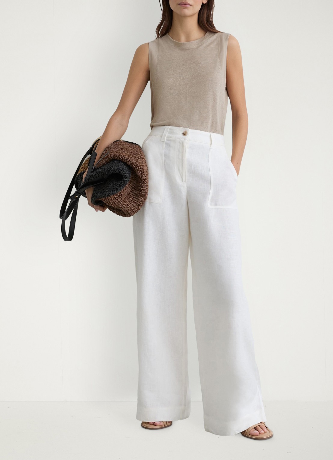 Reiss Amy top van linnen - voorkant 2 beige