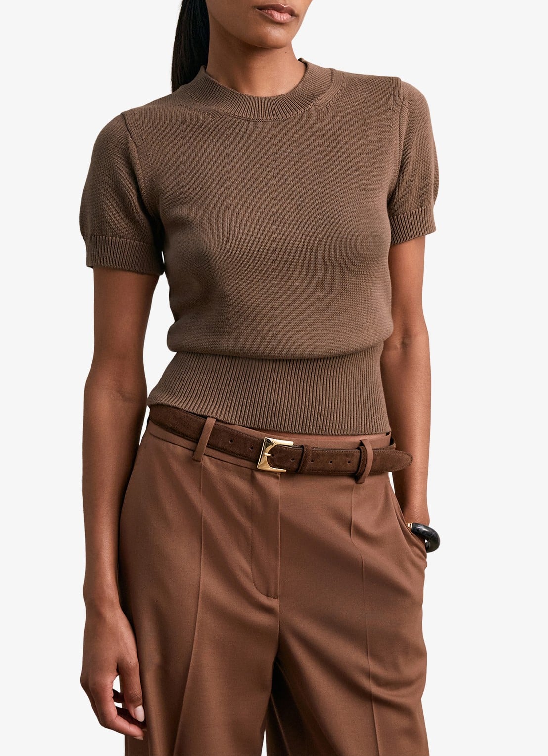 Reiss Anita fijngebreid T-shirt in wolblend - detail bruin