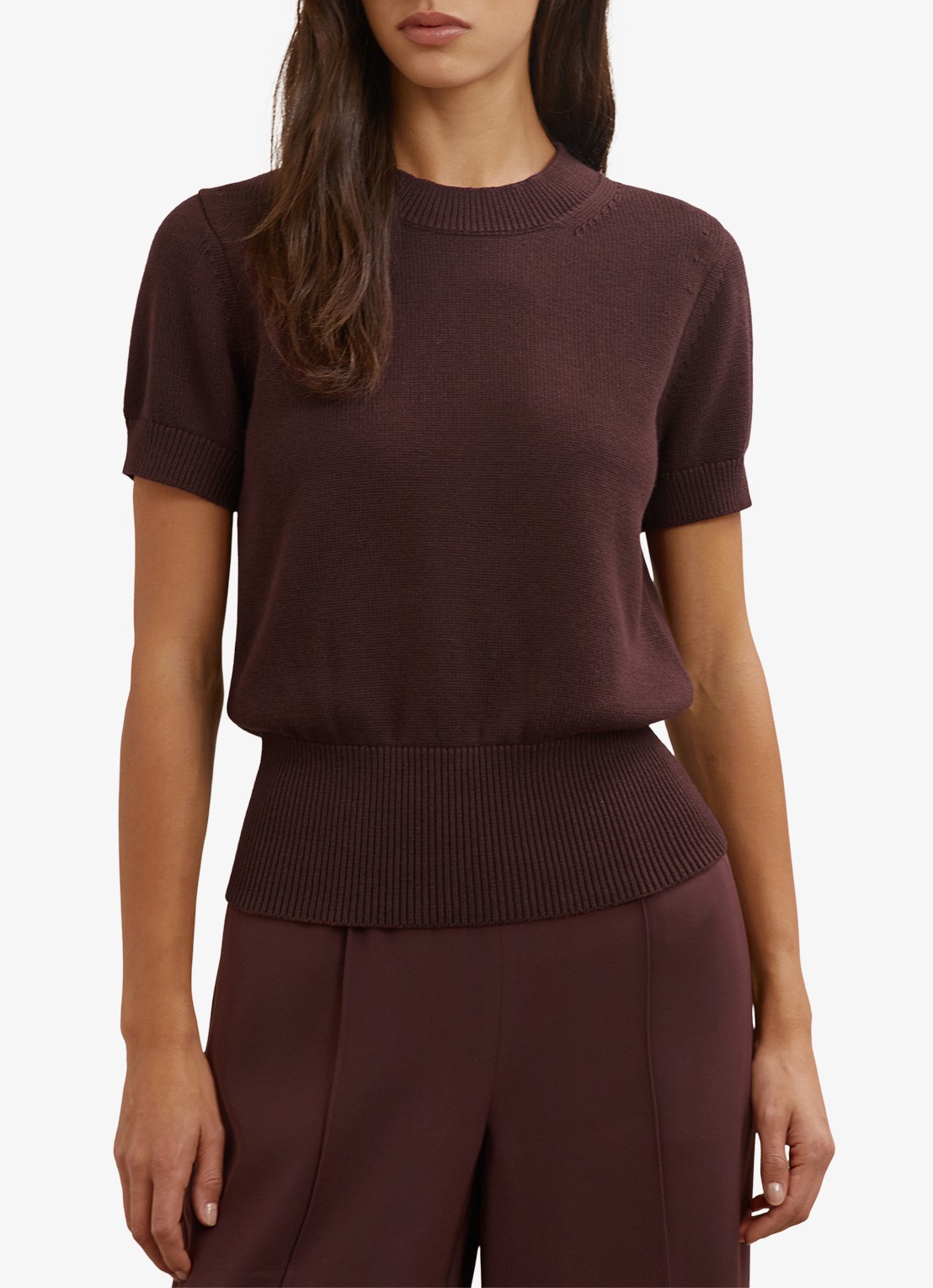 Reiss Anita fijngebreid T-shirt in wolblend - detail 3 bordeauxrood