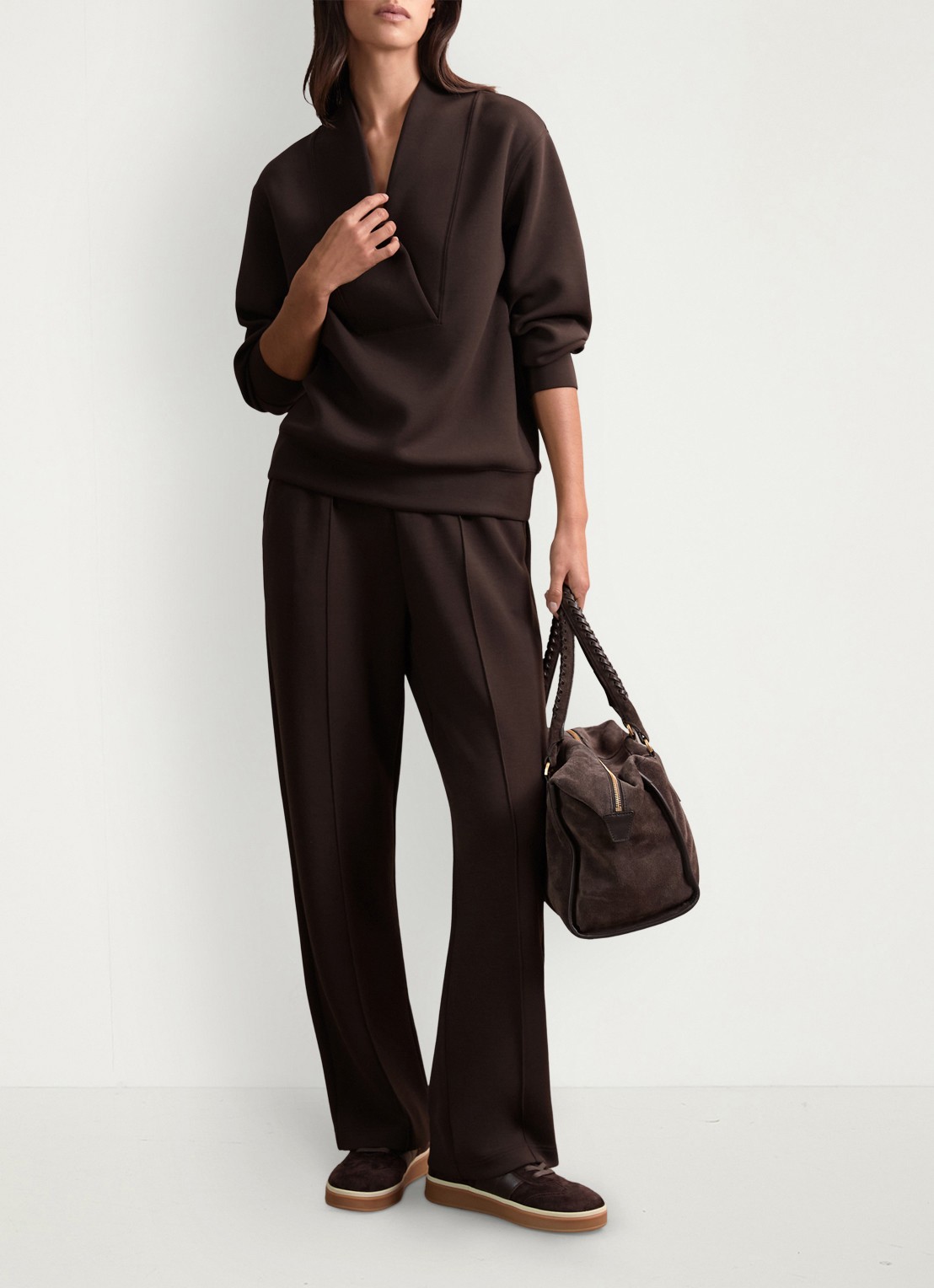 Reiss ANNABEL Premium Interlock Shawl-Neck Sweatshirt with Modal - voorkant 2 chocoladebruin
