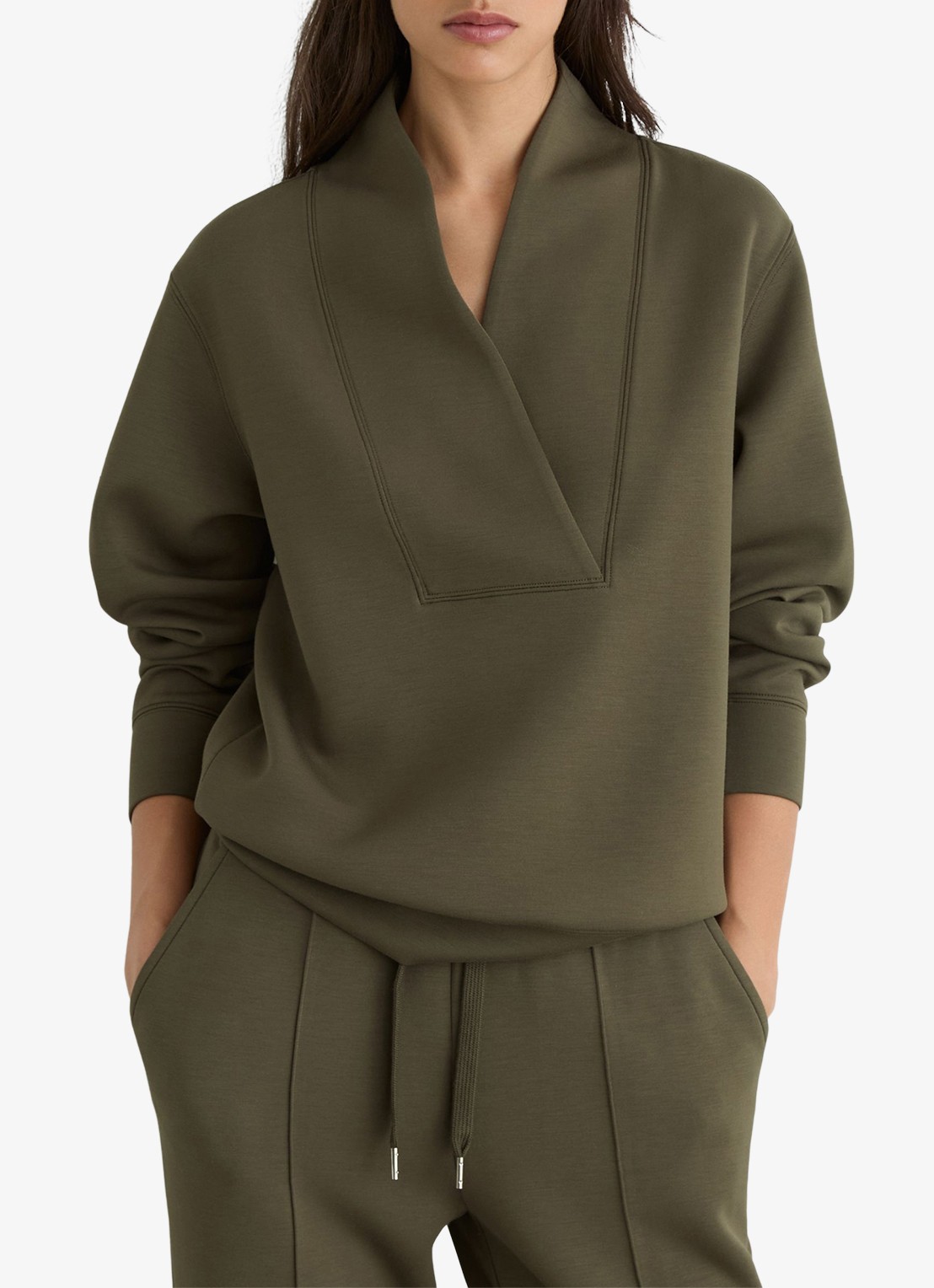 Reiss ANNABEL Premium Interlock Shawl-Neck Sweatshirt with Modal - detail 4 khaki green / groen