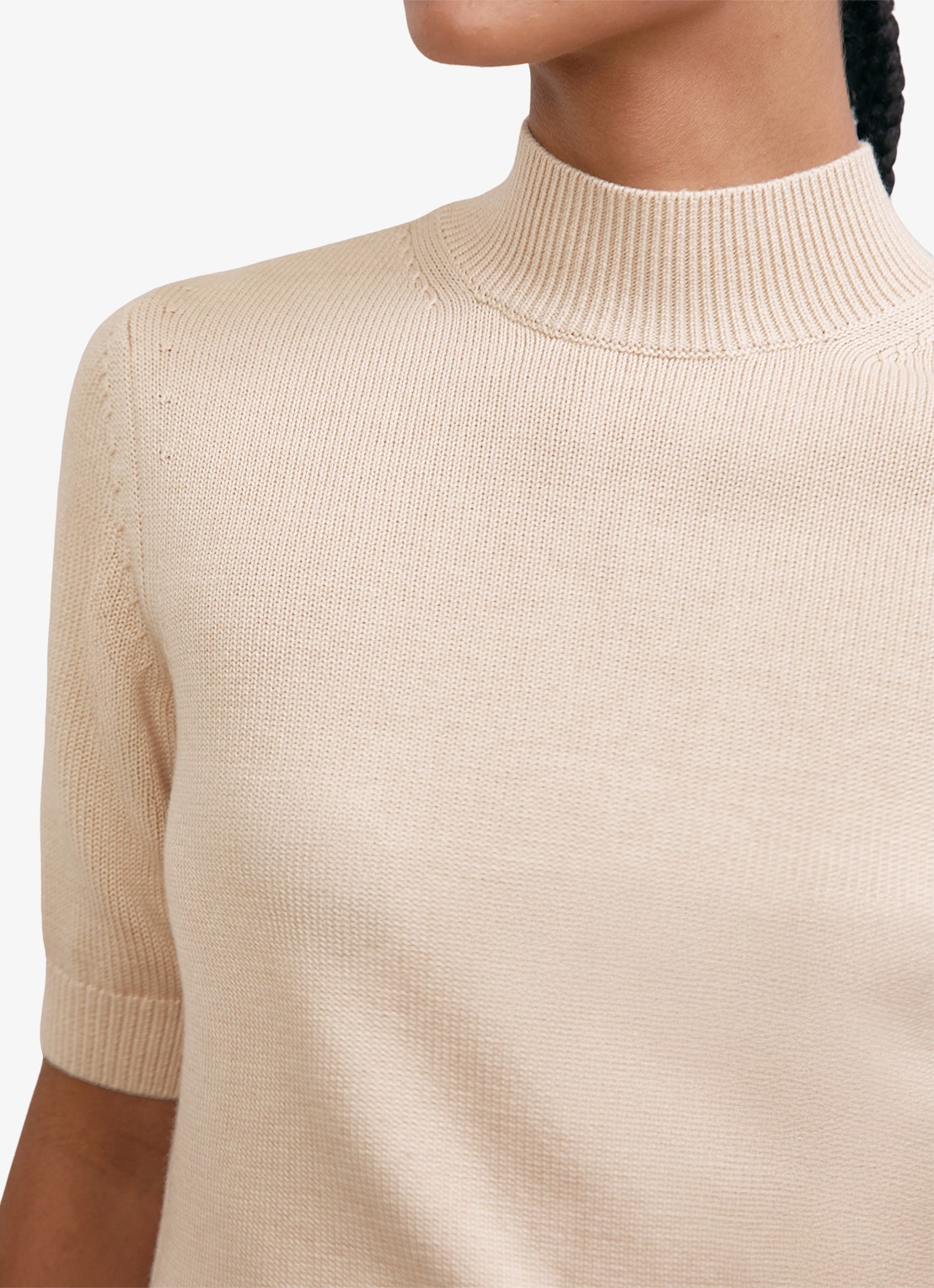 Reiss Aria fijngebreide top in wolblend met opstaande kraag - detail 5 beige
