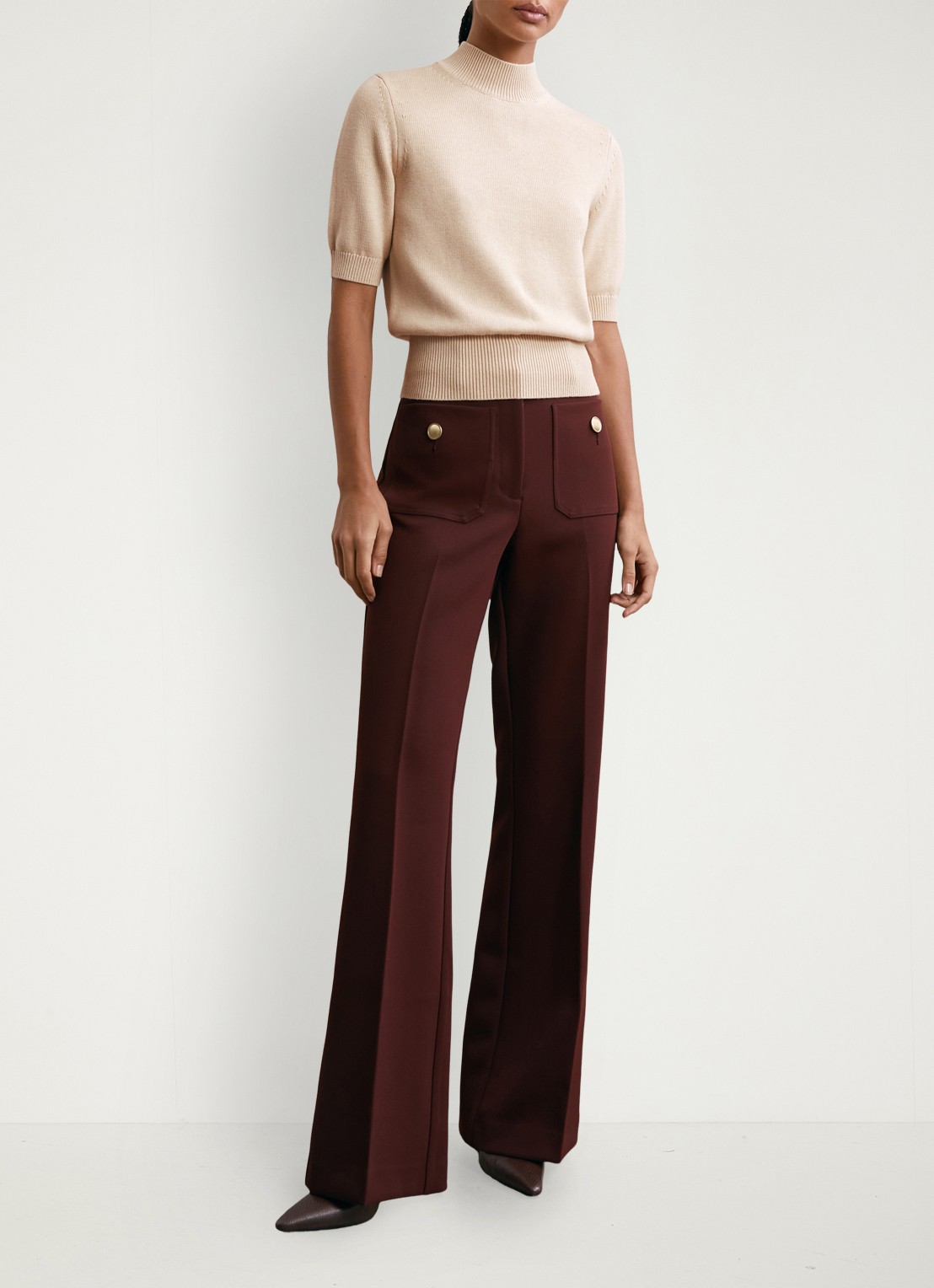Reiss Aria fijngebreide top in wolblend met opstaande kraag - voorkant 2 beige