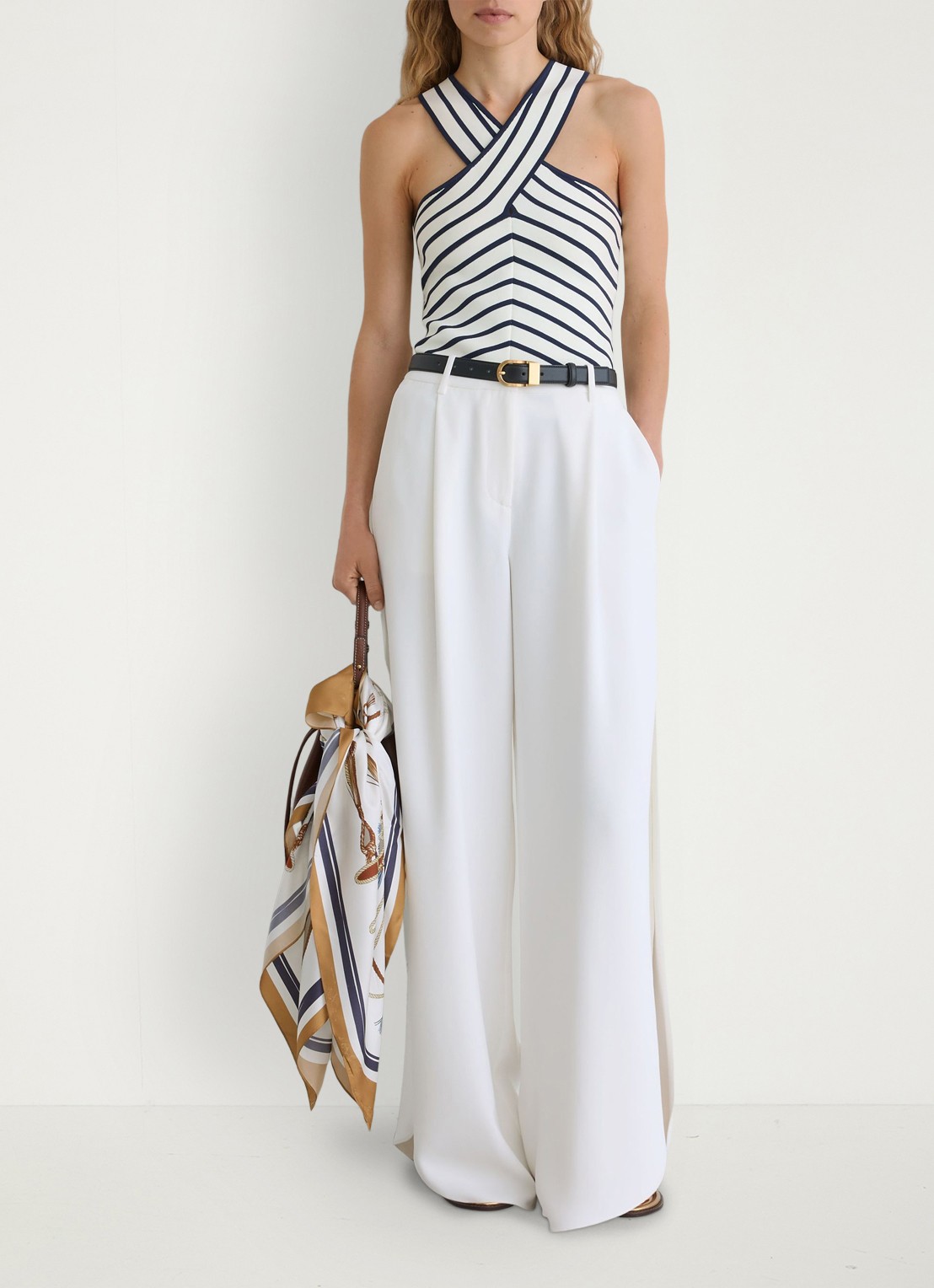 Reiss Aria fijngebreide top met streepprint - voorkant 5 wit / navy