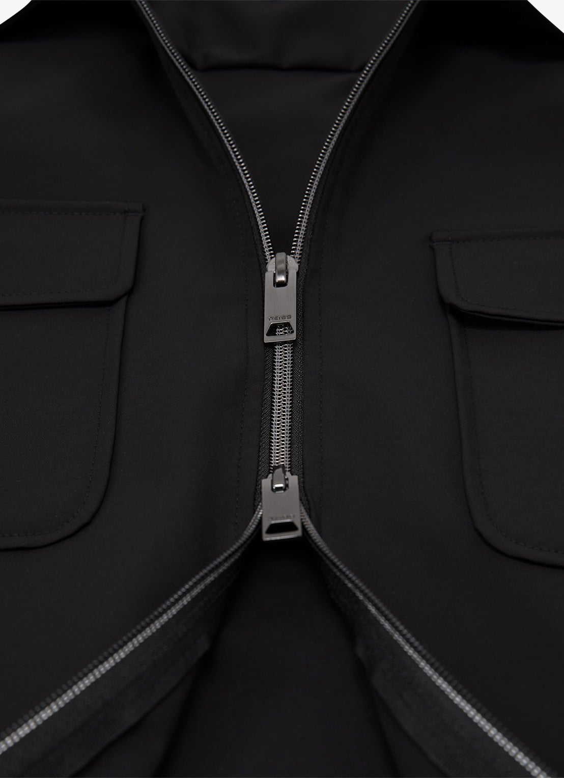 Reiss Ascend overshirt met borstzakken - detail 4 zwart