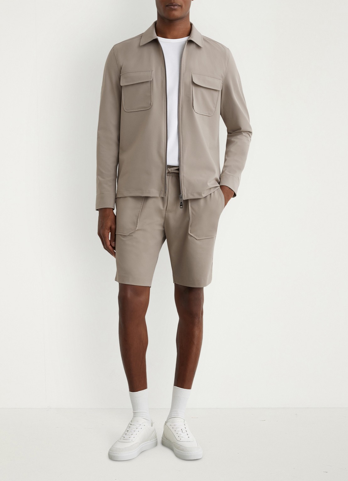 Reiss Ascend straight fit korte broek met steekzakken - detail 5 taupe