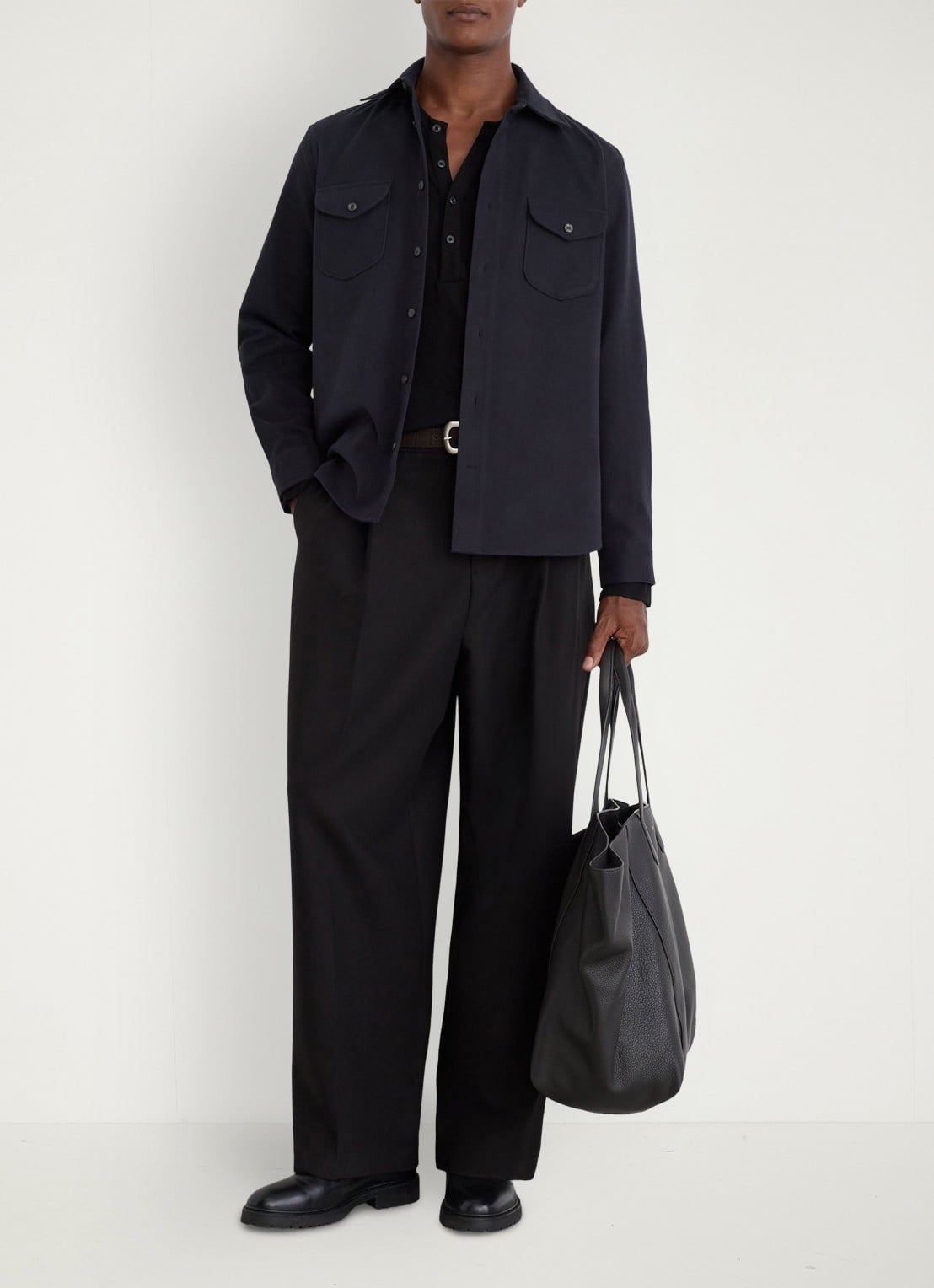 Reiss Astra regular fit overshirt met borstzakken - voorkant 7 navy / blauw