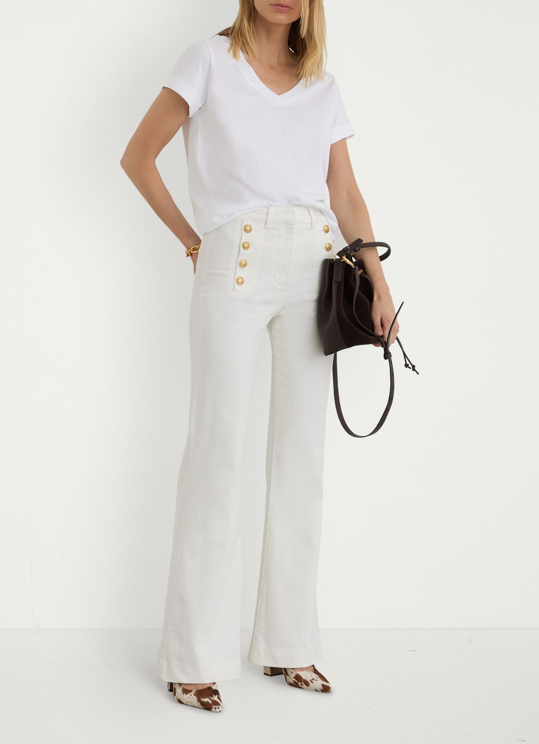 Reiss Athena mid waist flared jeans met knoopdetail - detail 7 wit