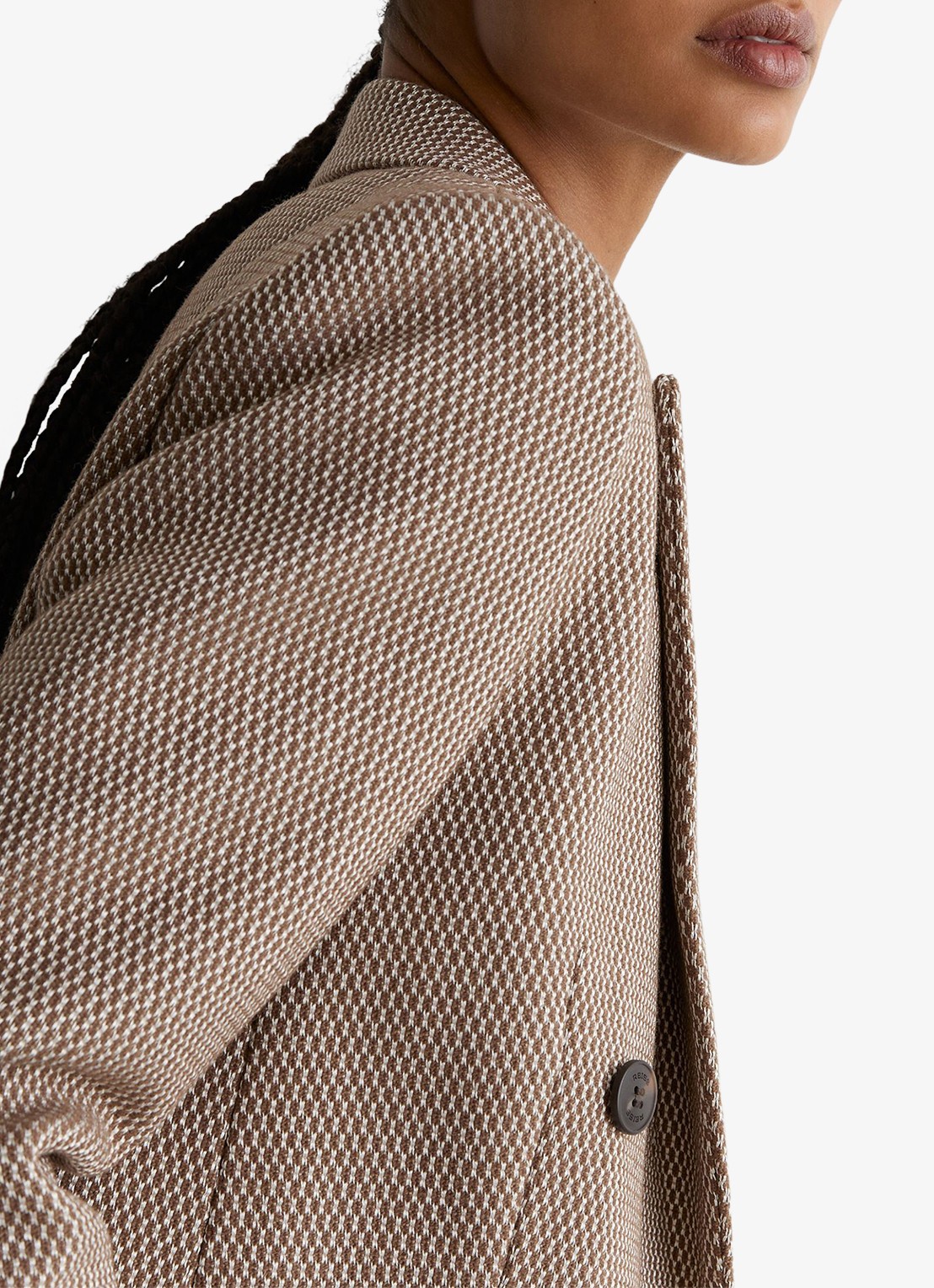 Reiss Aubrey double-breasted blazer in wolblend - detail 3 beige