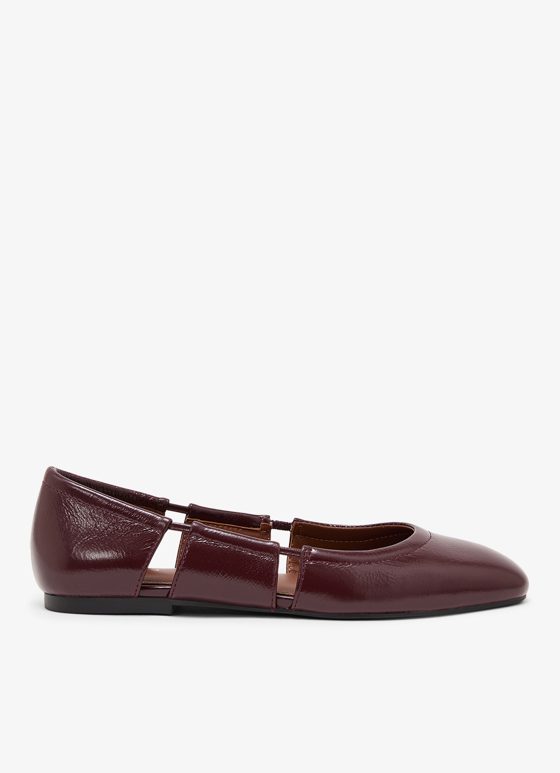 Reiss Ballerina met opengewerkt detail en lakfinish - voorkant 5 bordeauxrood