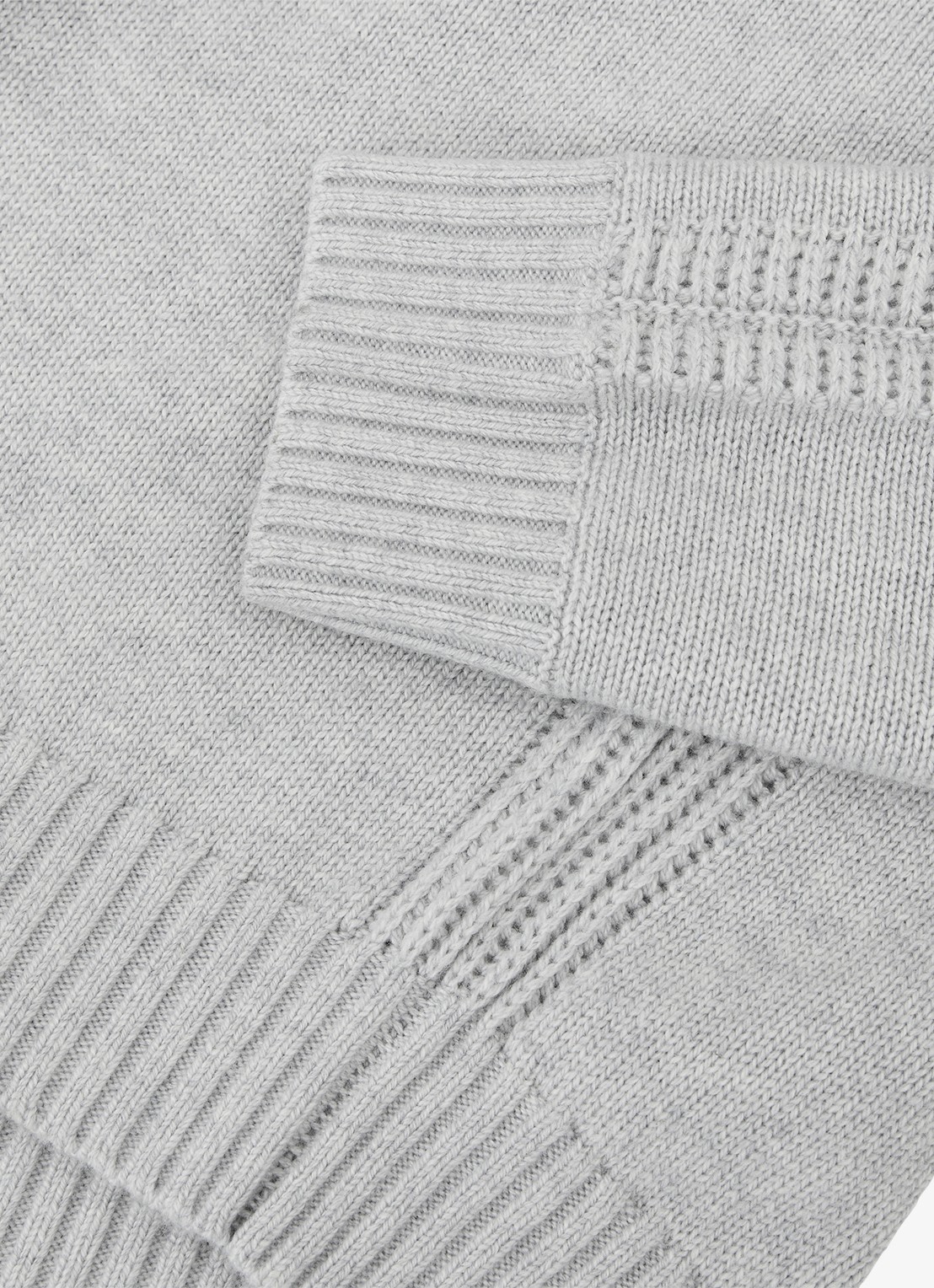Reiss Beech fijngebreide trui in wolblend  - detail 7 lichtgrijs