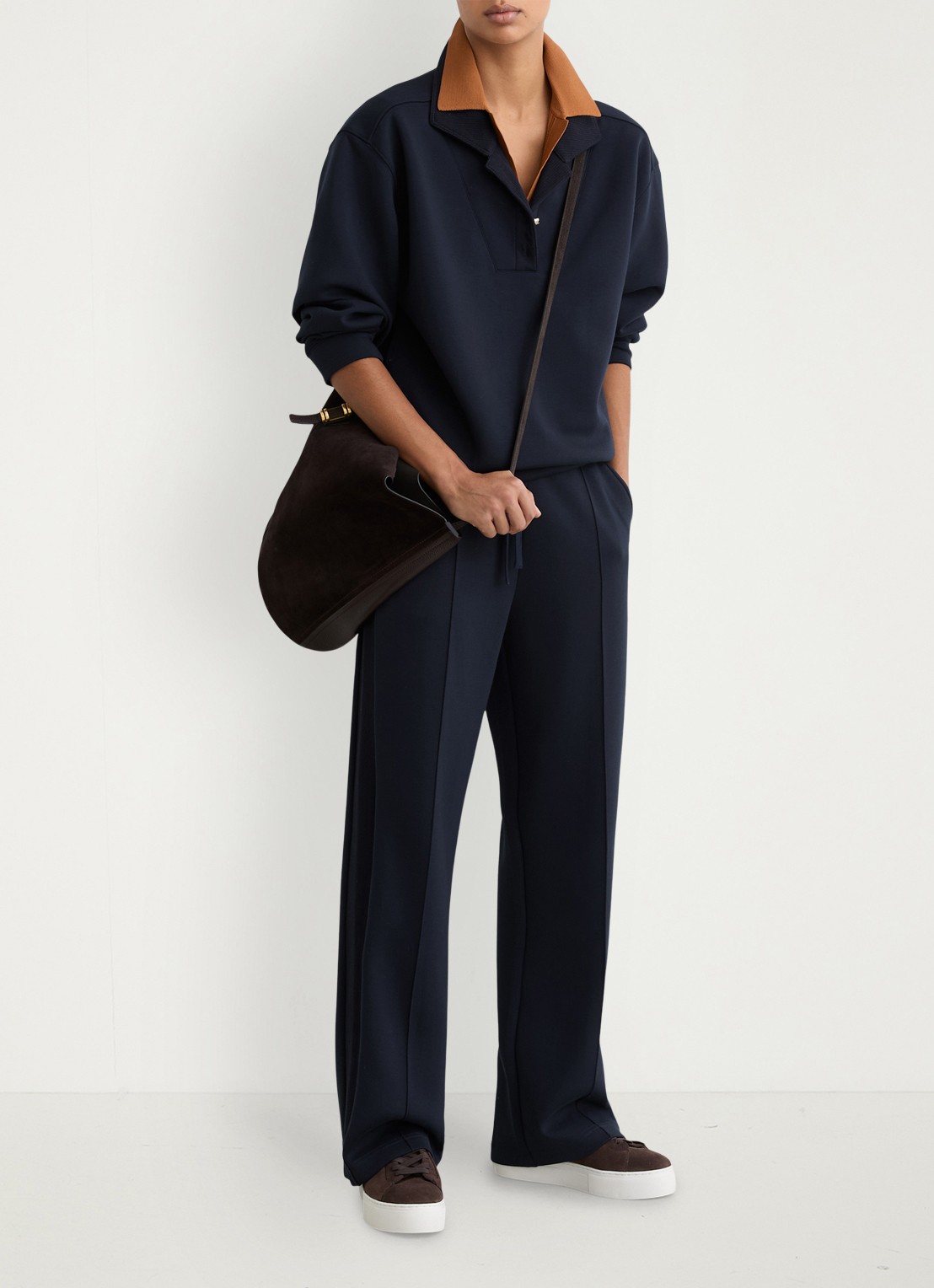 Reiss Bella wide fit joggingbroek met steekzakken - voorkant 2 blauw