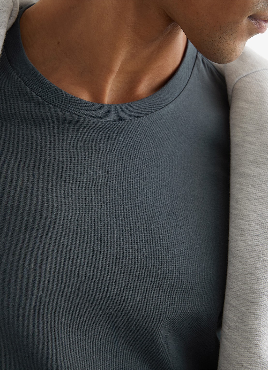 Reiss BLESS Katoen Crew-Neck Tailored-Fit T-Shirt - detail 3 staalblauw