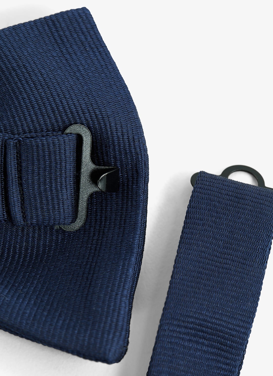 Reiss Boyle vlinderdas van zijde - achterkant 2 dark navy / blauw