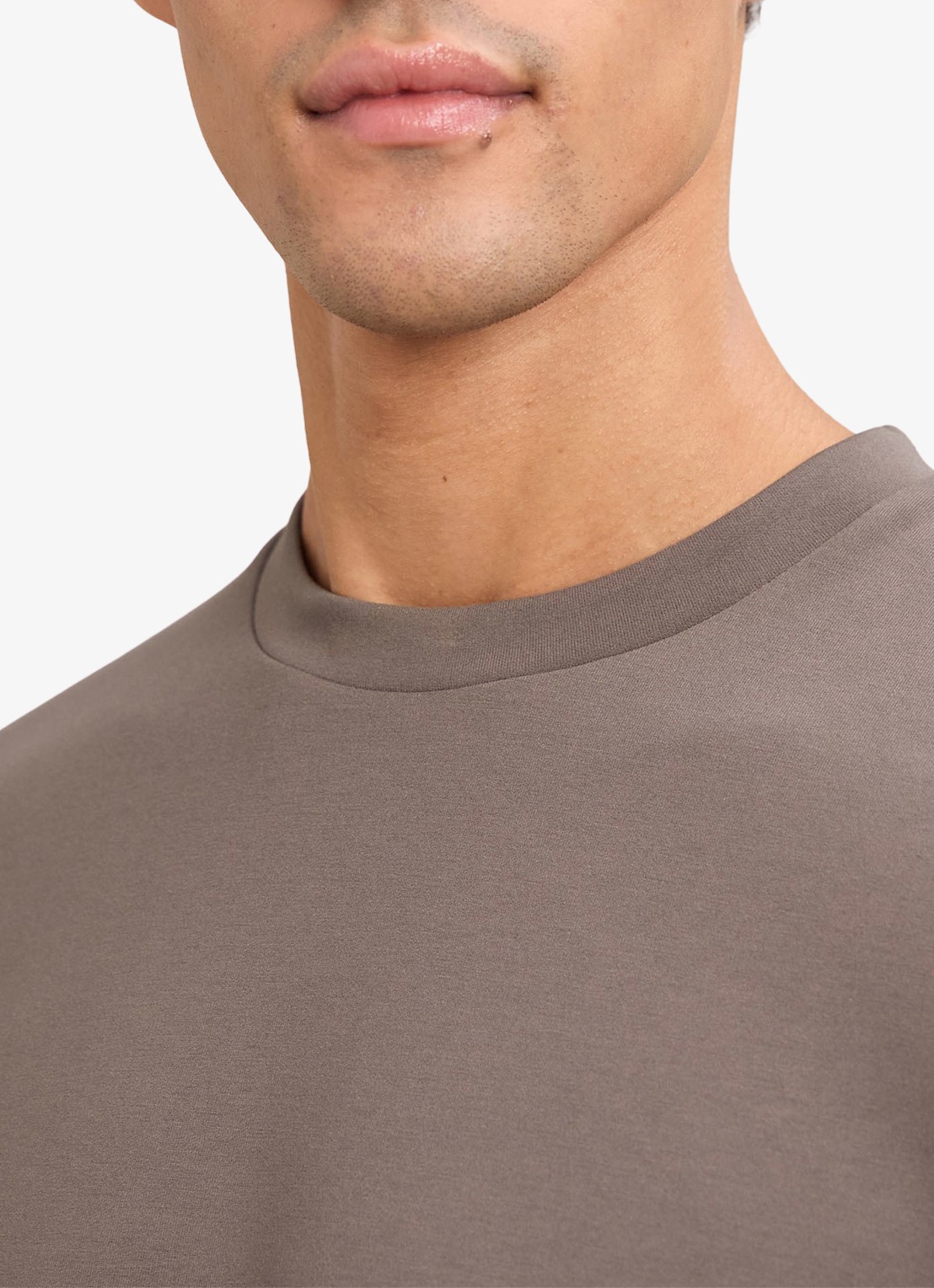 Reiss Bradley T-shirt met ronde hals - detail 2 lichtbruin